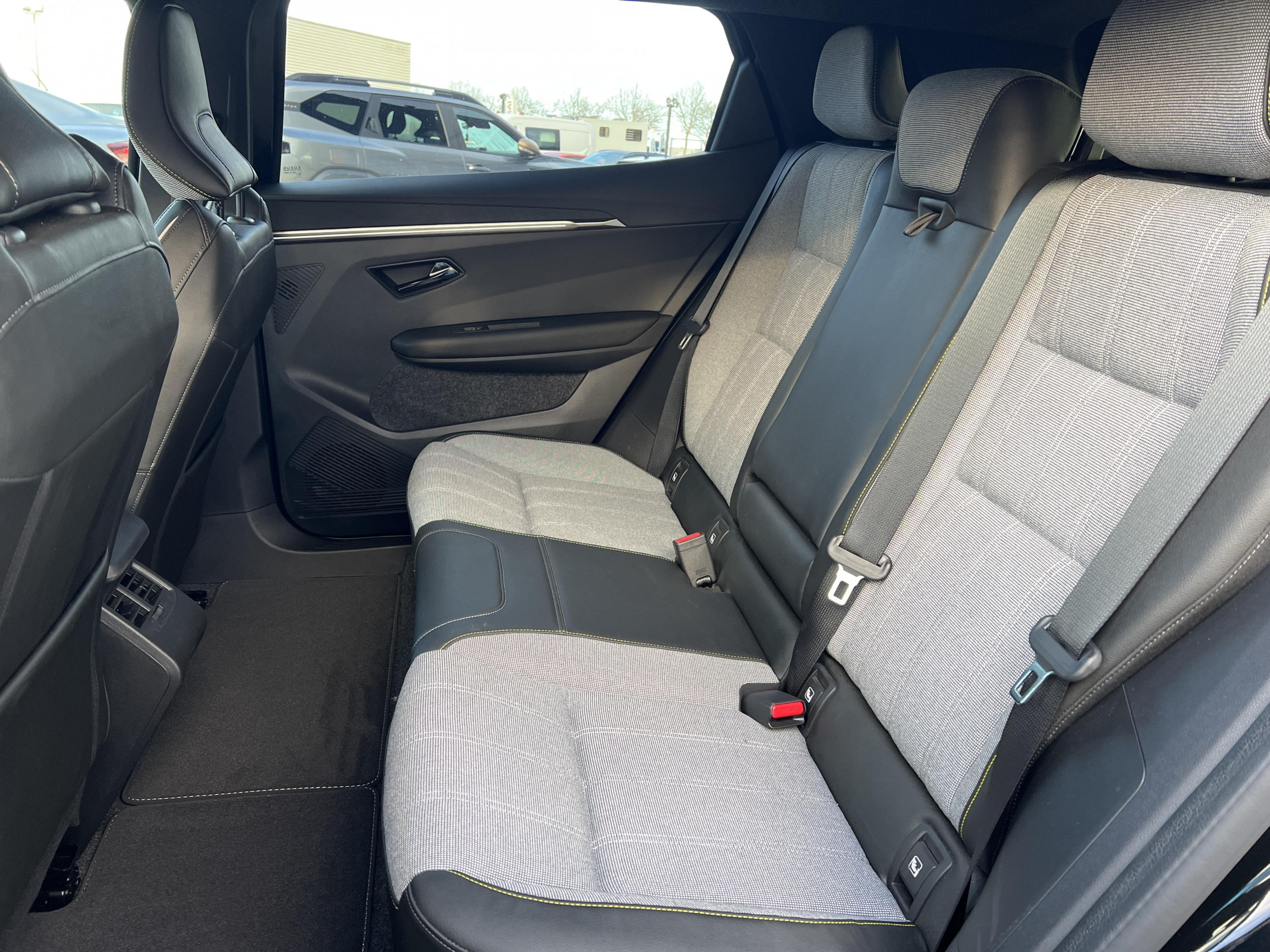 Vente en ligne Renault Scenic E-Tech  220 ch grande autonomie au prix de 42 590 €