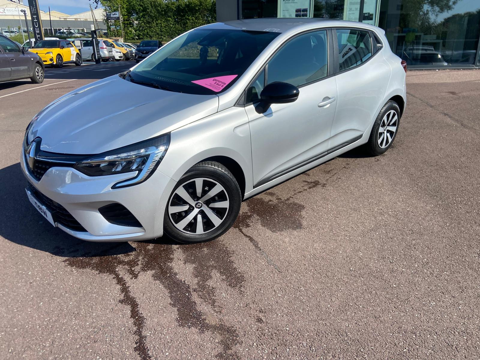 Vente en ligne Renault Clio 5 Clio TCe 90 au prix de 14 990 €