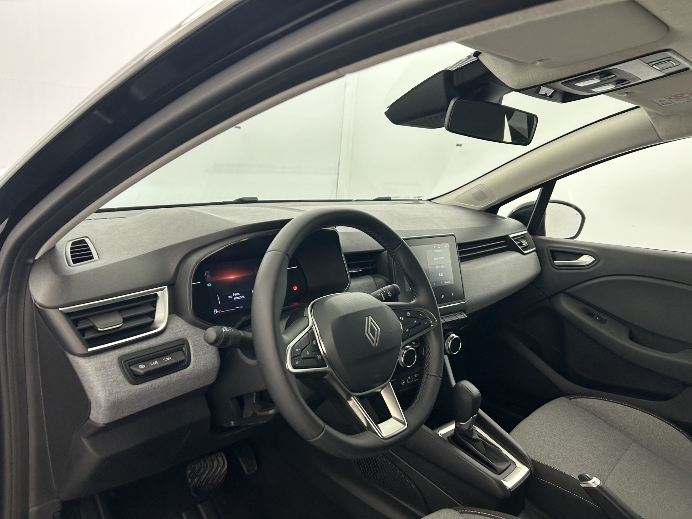 Vente en ligne Renault Clio 5 Clio E-Tech full hybrid 145 ch GSR2 au prix de 20 990 €