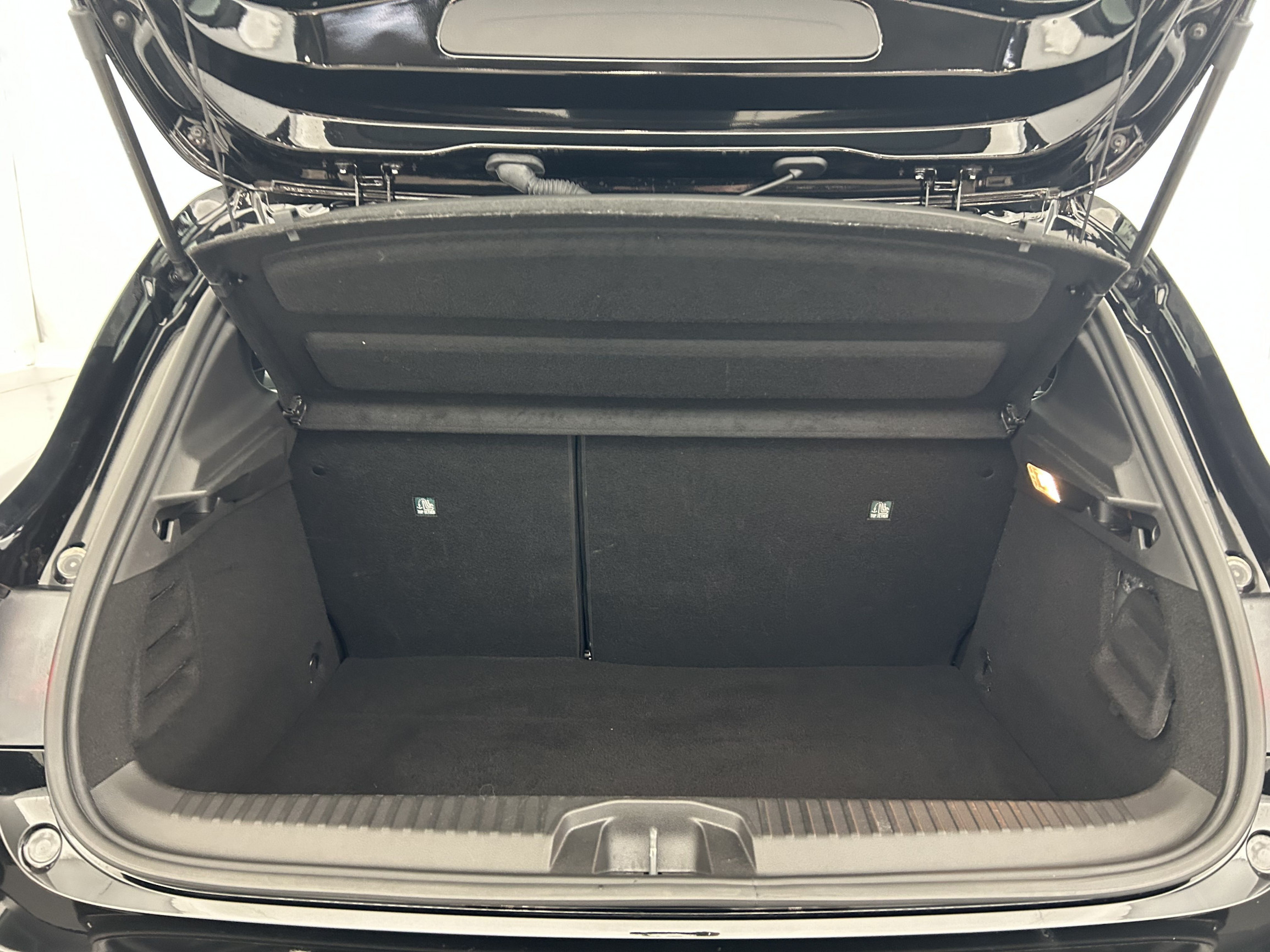 Vente en ligne Renault Clio 5 Clio E-Tech full hybrid 145 ch GSR2 au prix de 20 990 €