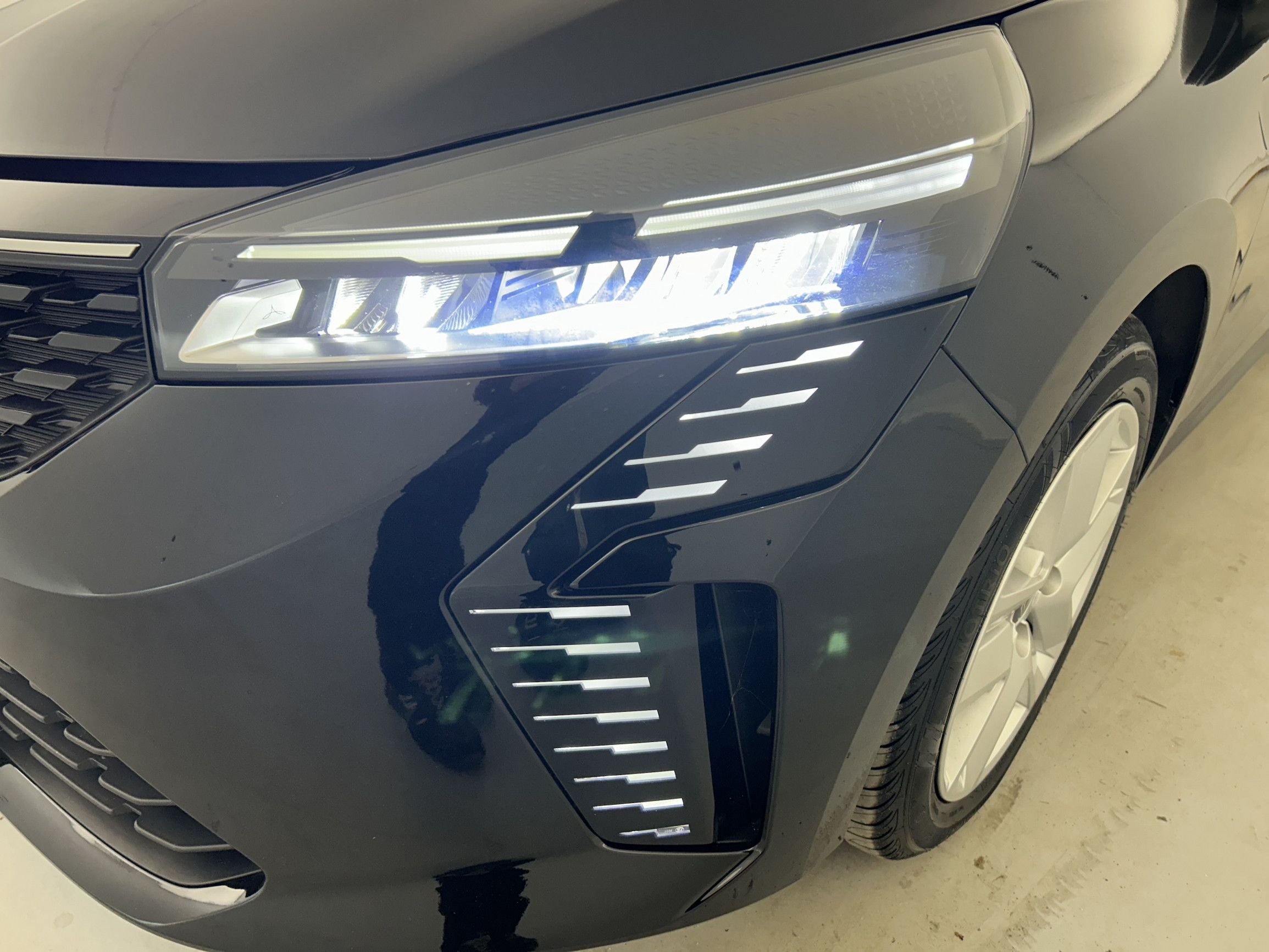 Vente en ligne Renault Clio 5 Clio E-Tech full hybrid 145 ch GSR2 au prix de 20 990 €