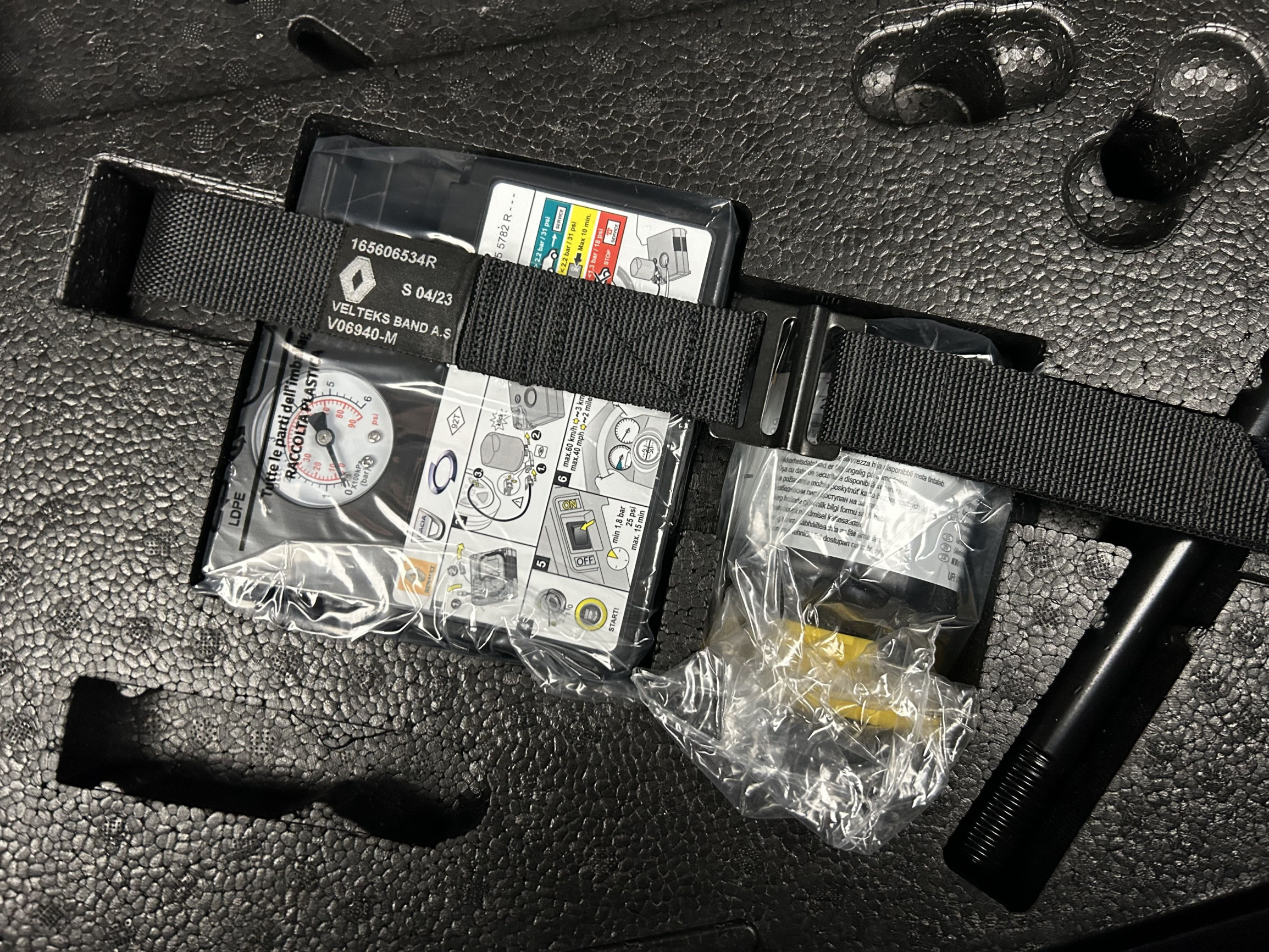 Vente en ligne Renault Clio 5 Clio E-Tech full hybrid 145 au prix de 17 990 €