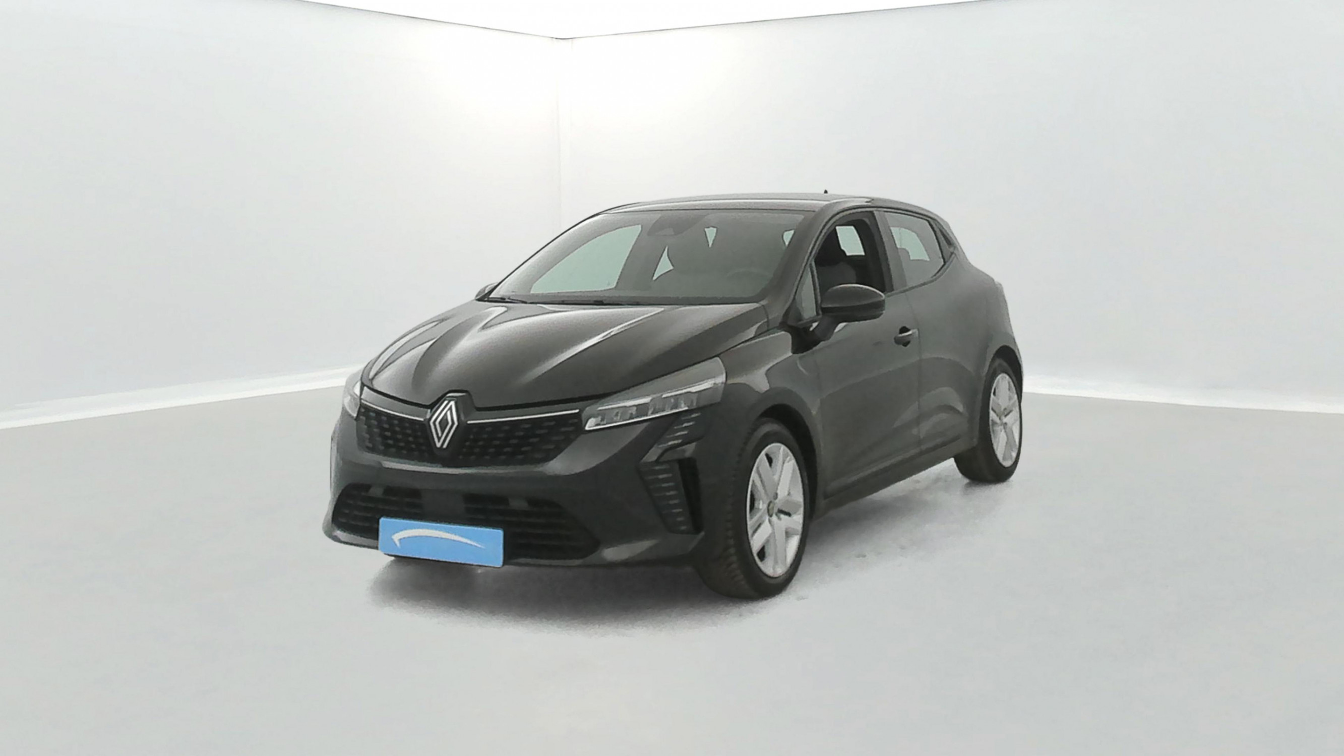 Renault Clio 5 Clio E-Tech full hybrid 145 occasion de 2024 en vente à Coutances