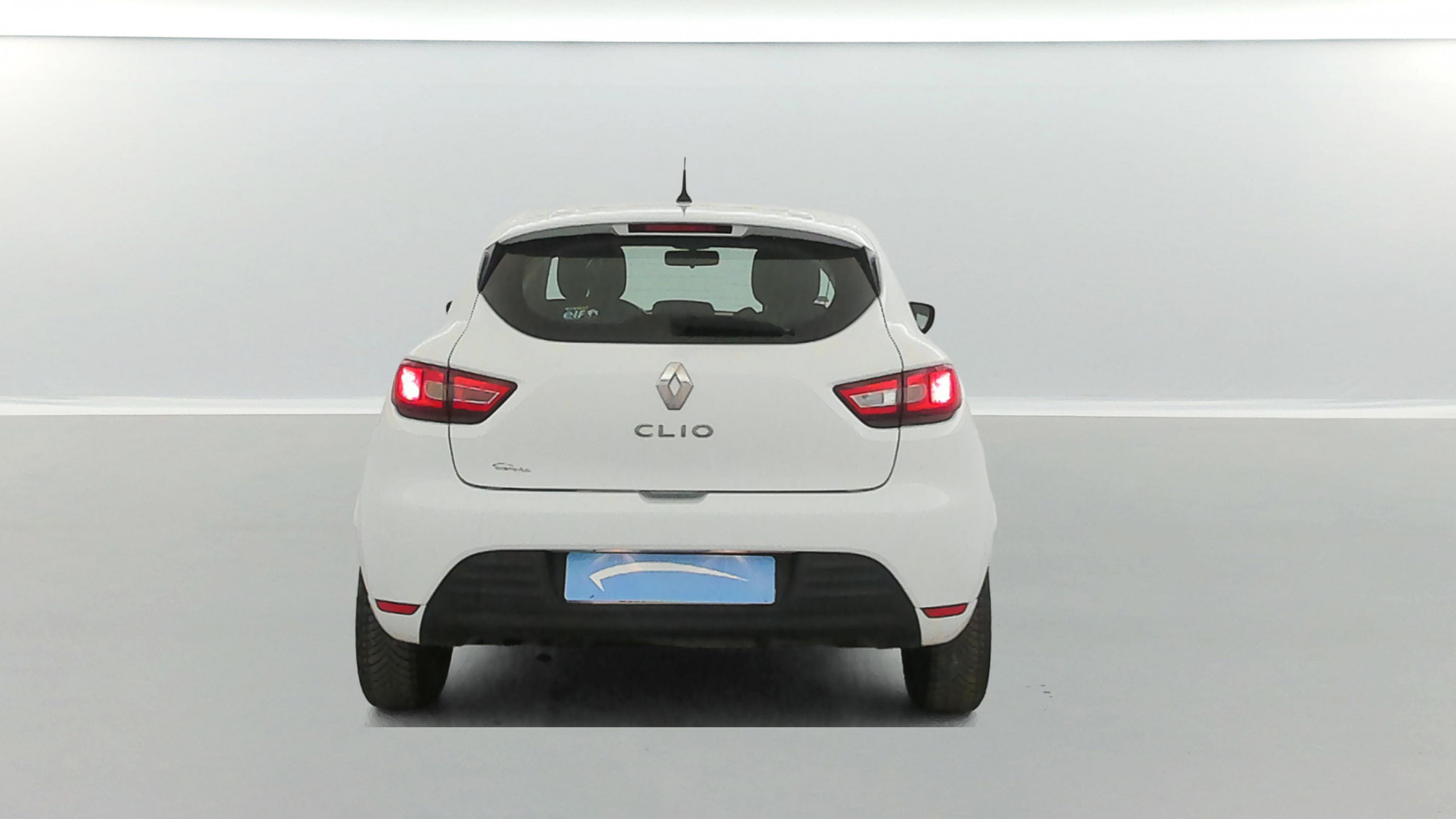 Vente en ligne Renault Clio 4 Clio dCi 75 E6C au prix de 10 390 €
