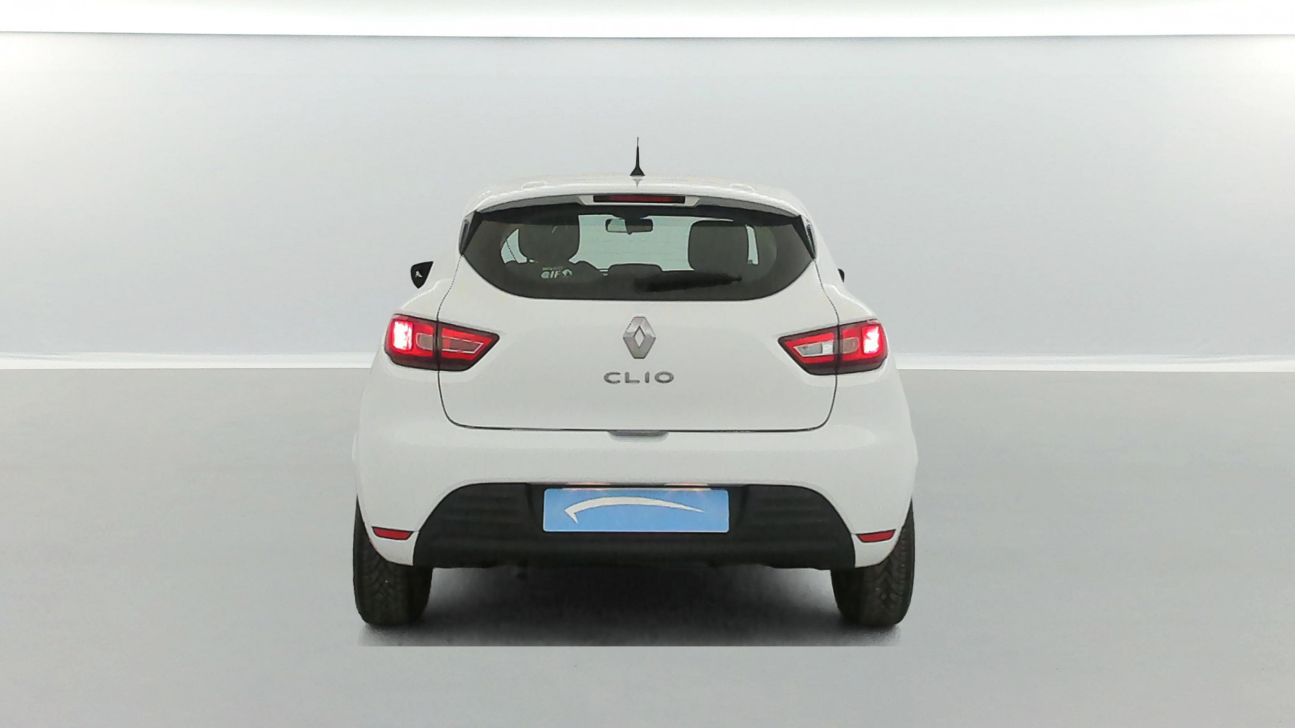 Vente en ligne Renault Clio 4 Clio dCi 75 E6C au prix de 10 390 €