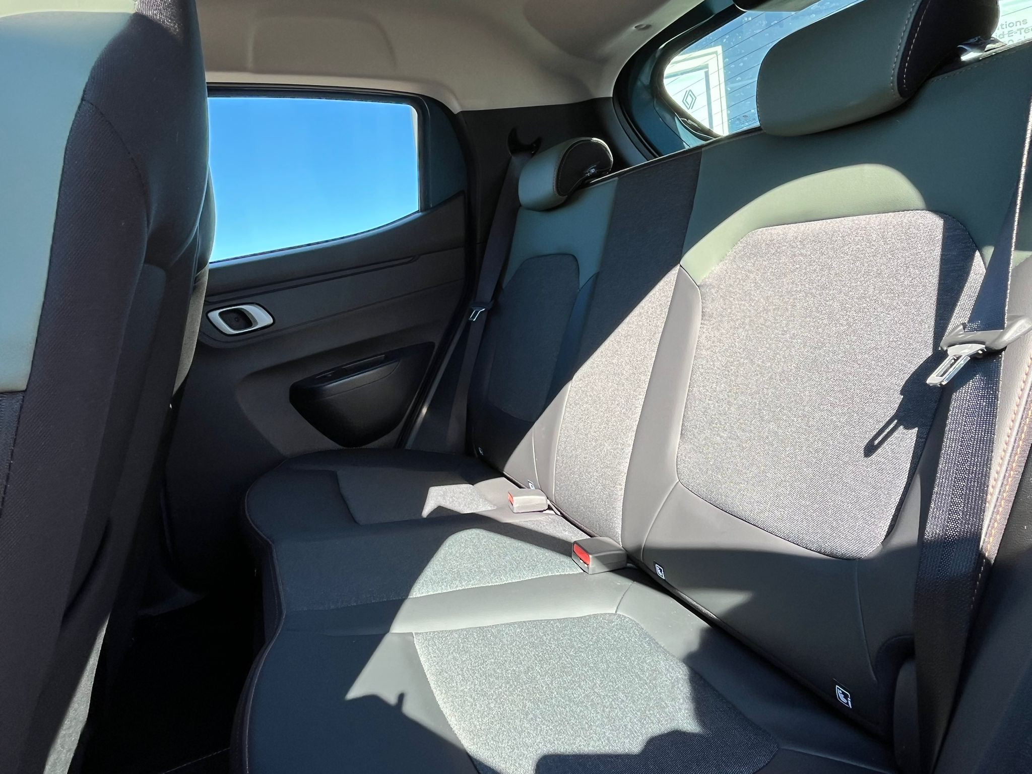 Vente en ligne Dacia Spring  electric 100 au prix de 19 700 €