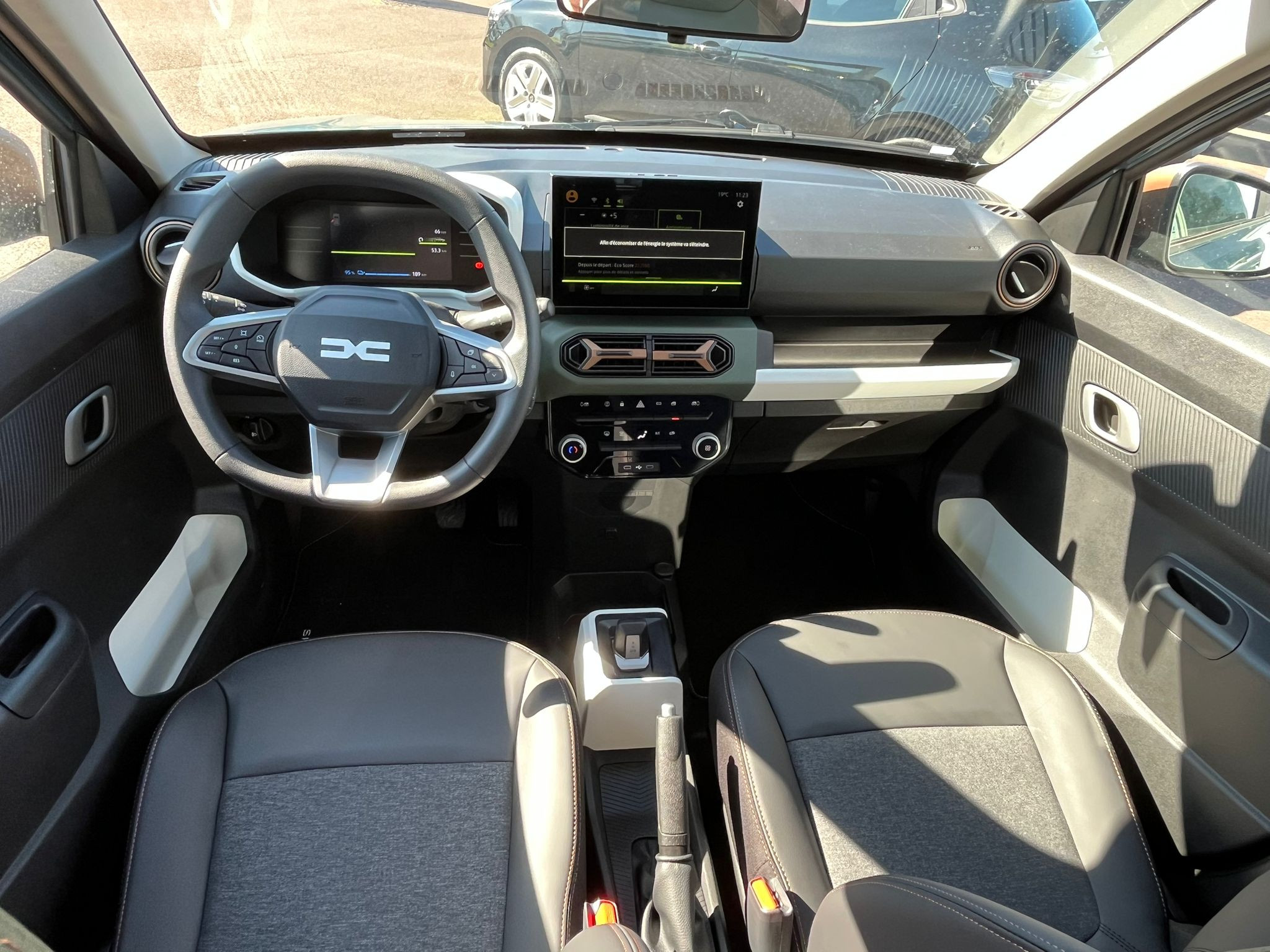 Vente en ligne Dacia Spring  electric 100 au prix de 19 700 €