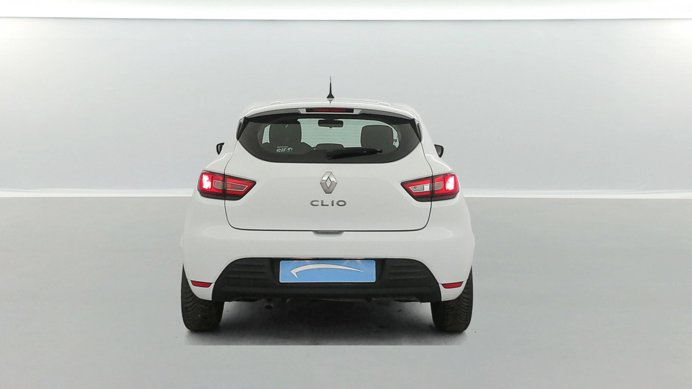 Vente en ligne Renault Clio 4 Clio dCi 75 E6C au prix de 10 390 €