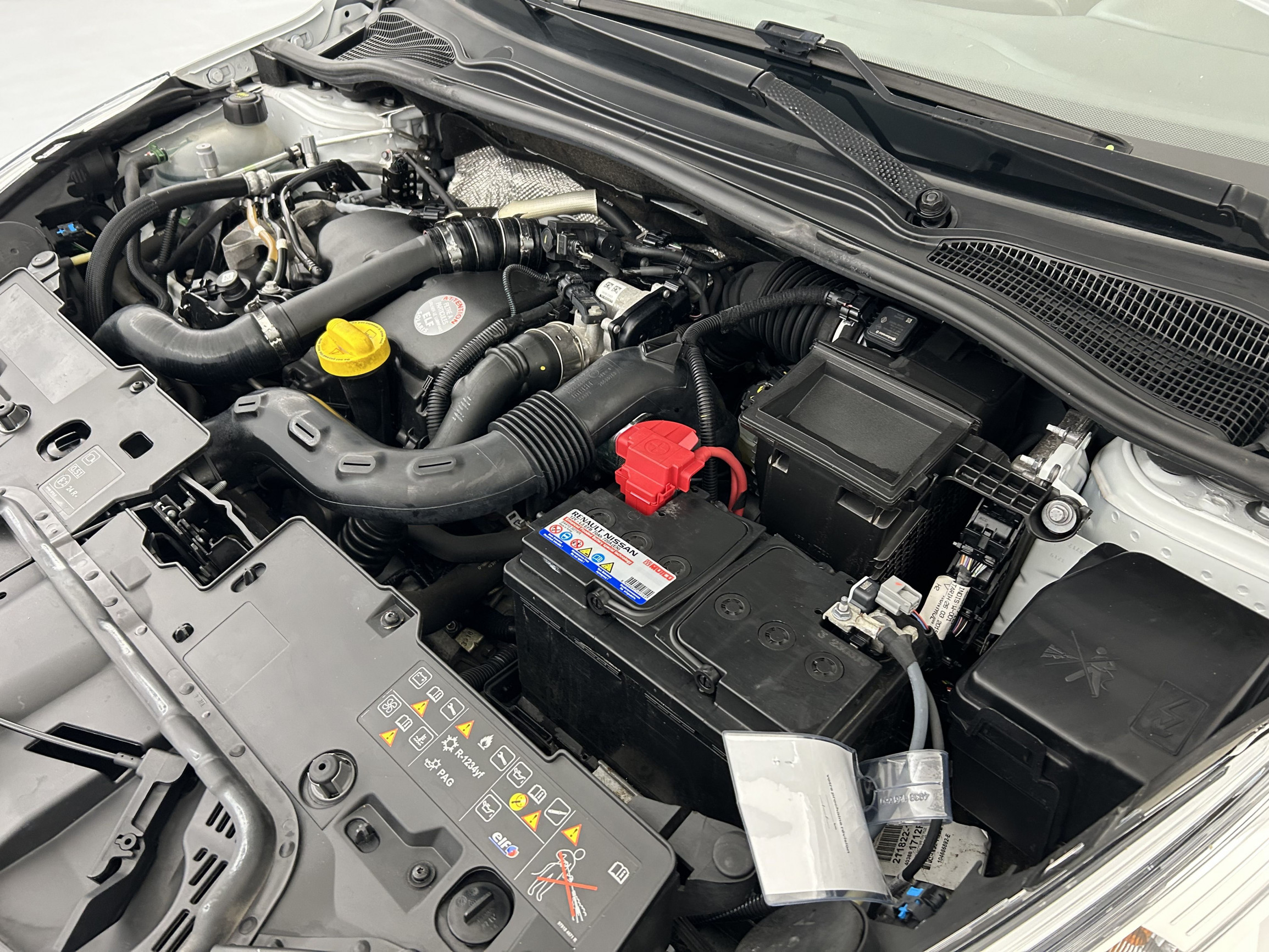 Vente en ligne Renault Clio 4 Clio dCi 75 E6C au prix de 10 390 €