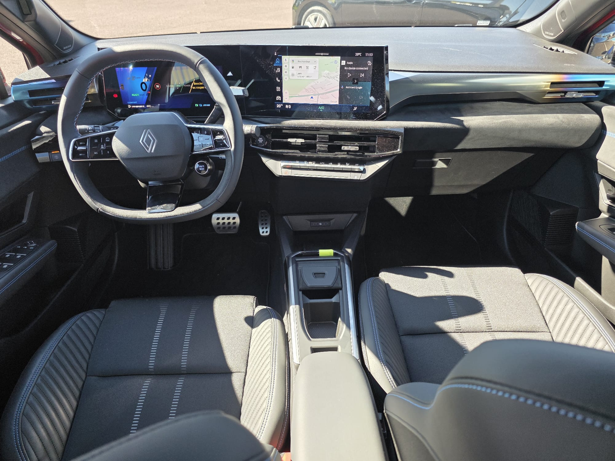 Vente en ligne Renault Clio 6 Clio E-Tech full hybrid 160 ch au prix de 28 800 €