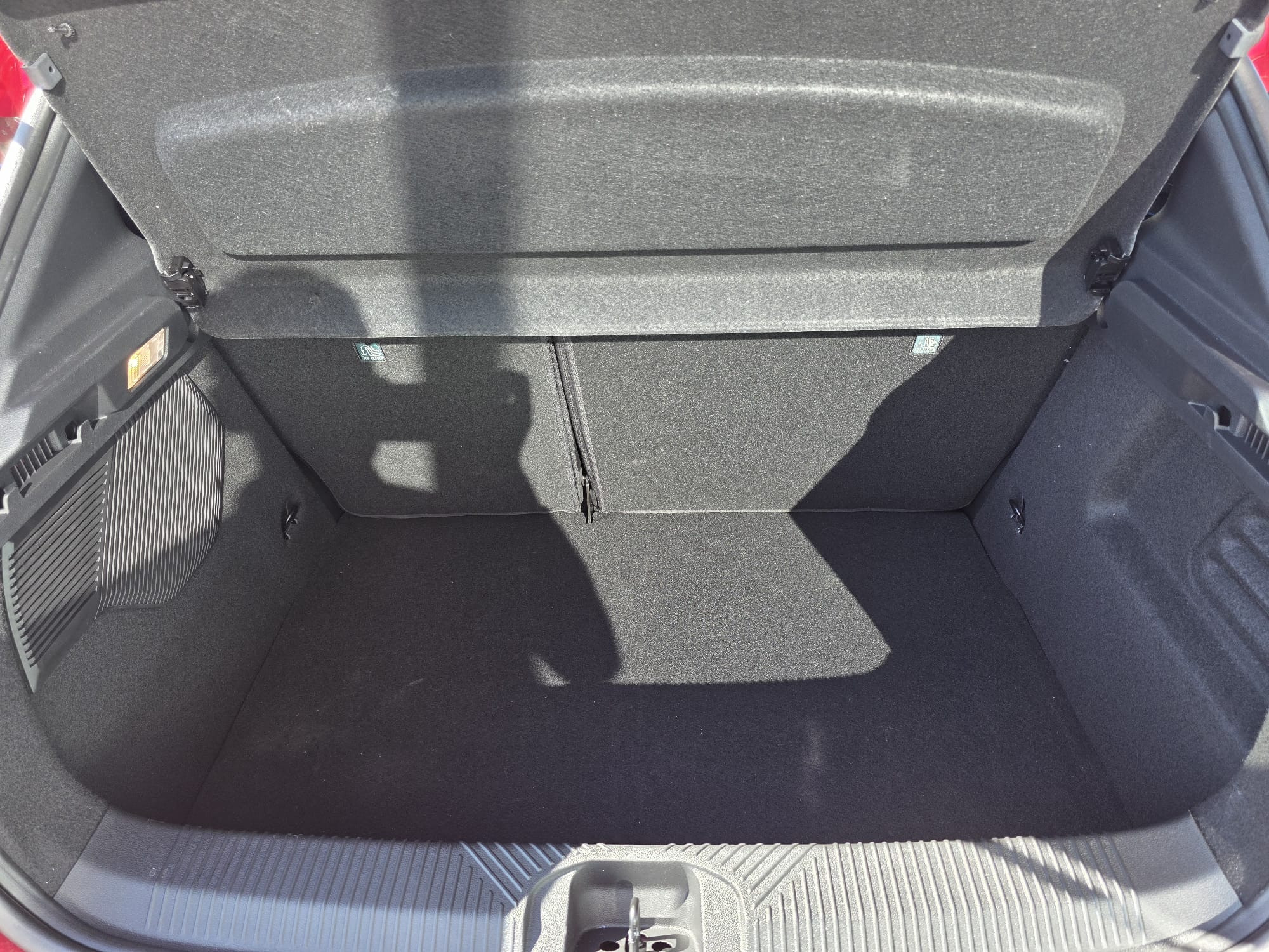 Vente en ligne Renault Clio 6 Clio E-Tech full hybrid 160 ch au prix de 28 800 €