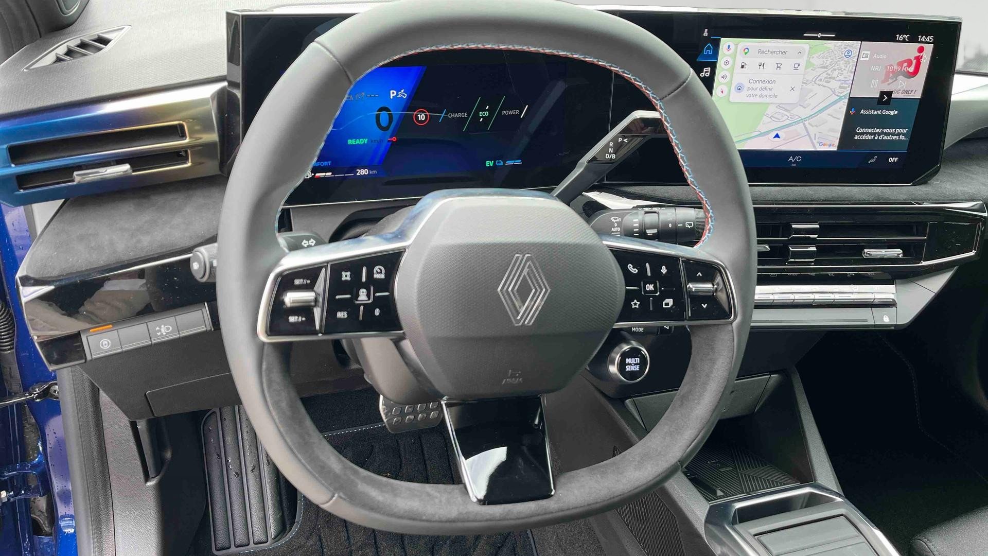 Vente en ligne Renault Clio 6 Clio E-Tech full hybrid 160 ch au prix de 28 200 €