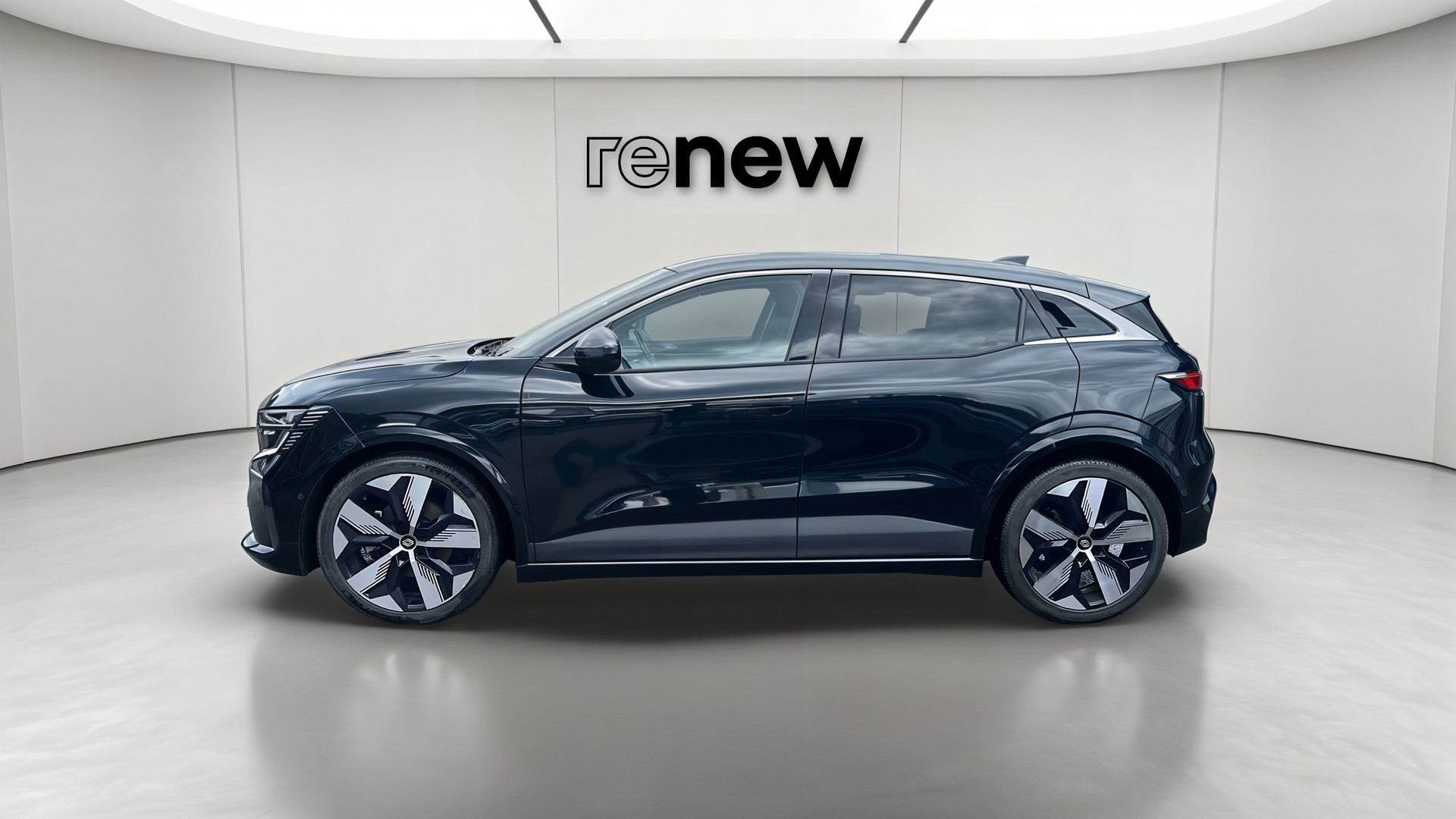 Vente en ligne Renault Megane E-Tech  EV60 220 ch super charge au prix de 22 990 €
