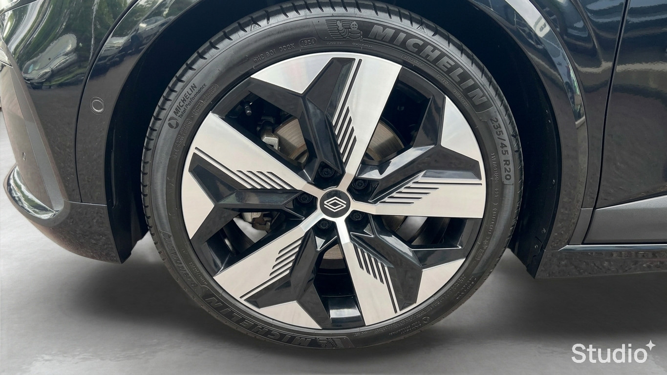 Vente en ligne Renault Megane E-Tech  EV60 220 ch super charge au prix de 22 990 €