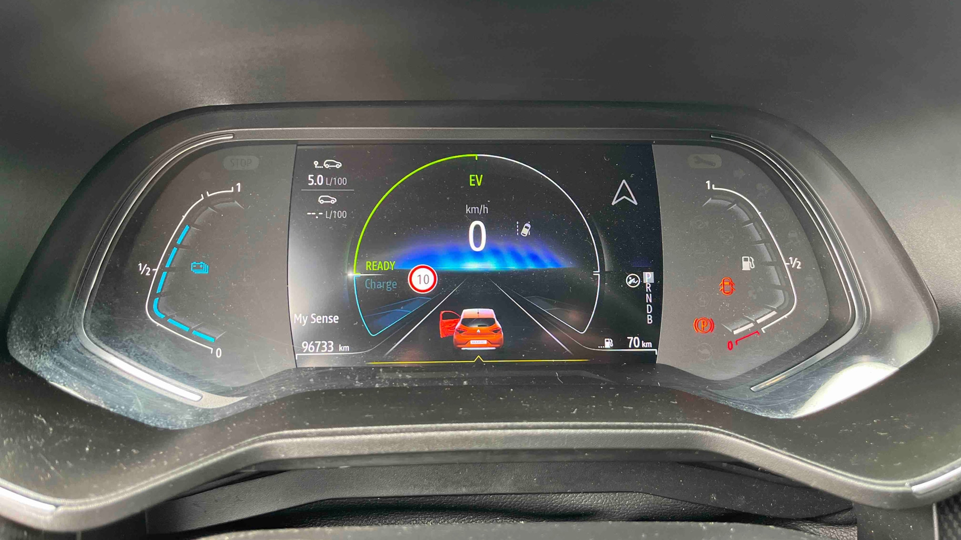 Vente en ligne Renault Clio 5 Clio E-Tech 140 au prix de 14 990 €