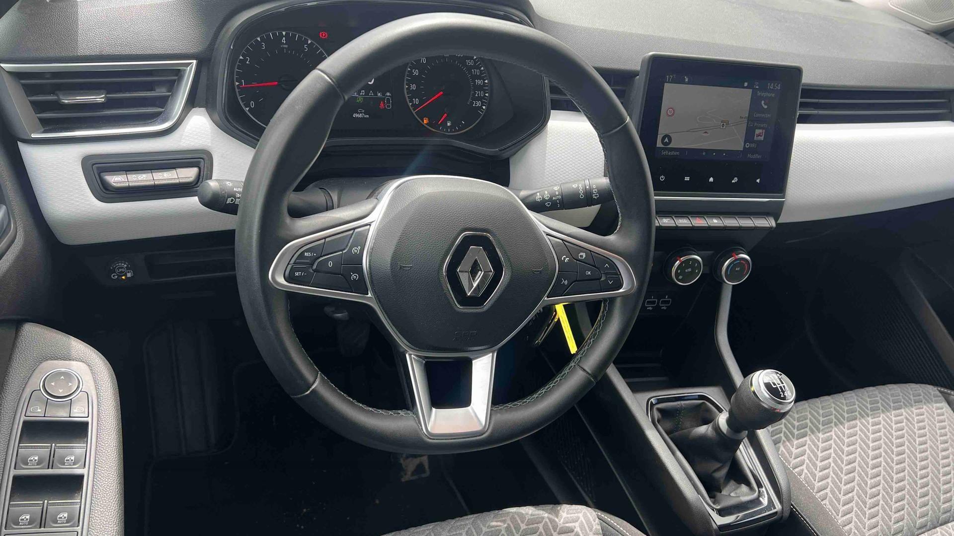 Vente en ligne Renault Clio 5 Clio TCe 100 GPL au prix de 14 990 €