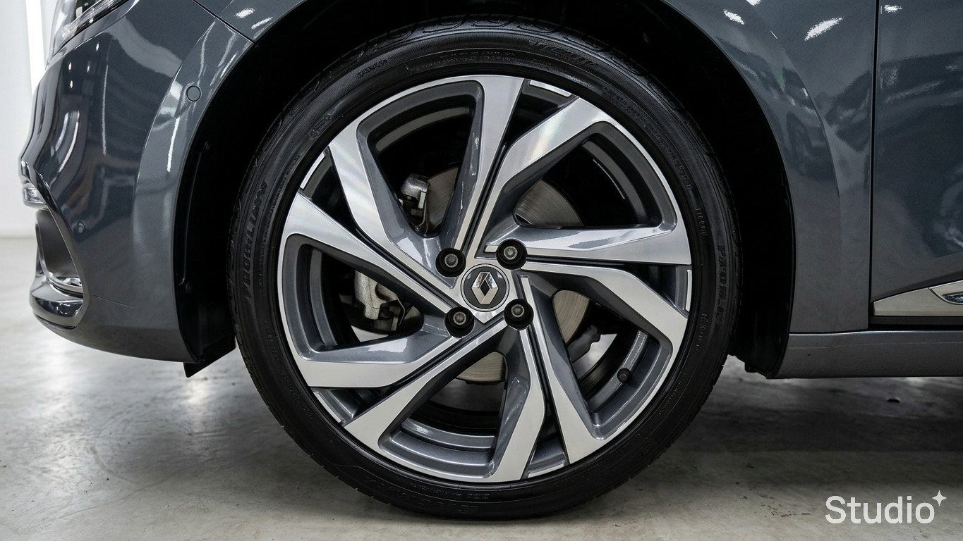 Vente en ligne Renault Clio 5 Clio E-Tech 140 au prix de 15 990 €