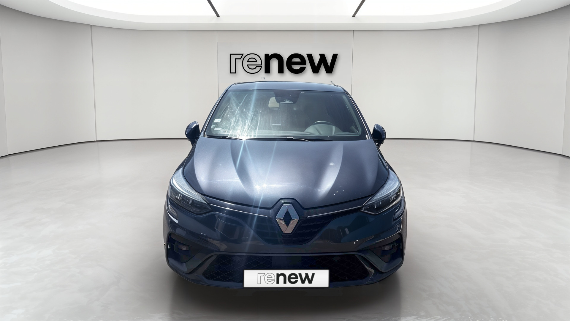 Vente en ligne Renault Clio 5 Clio E-Tech 140 au prix de 15 990 €