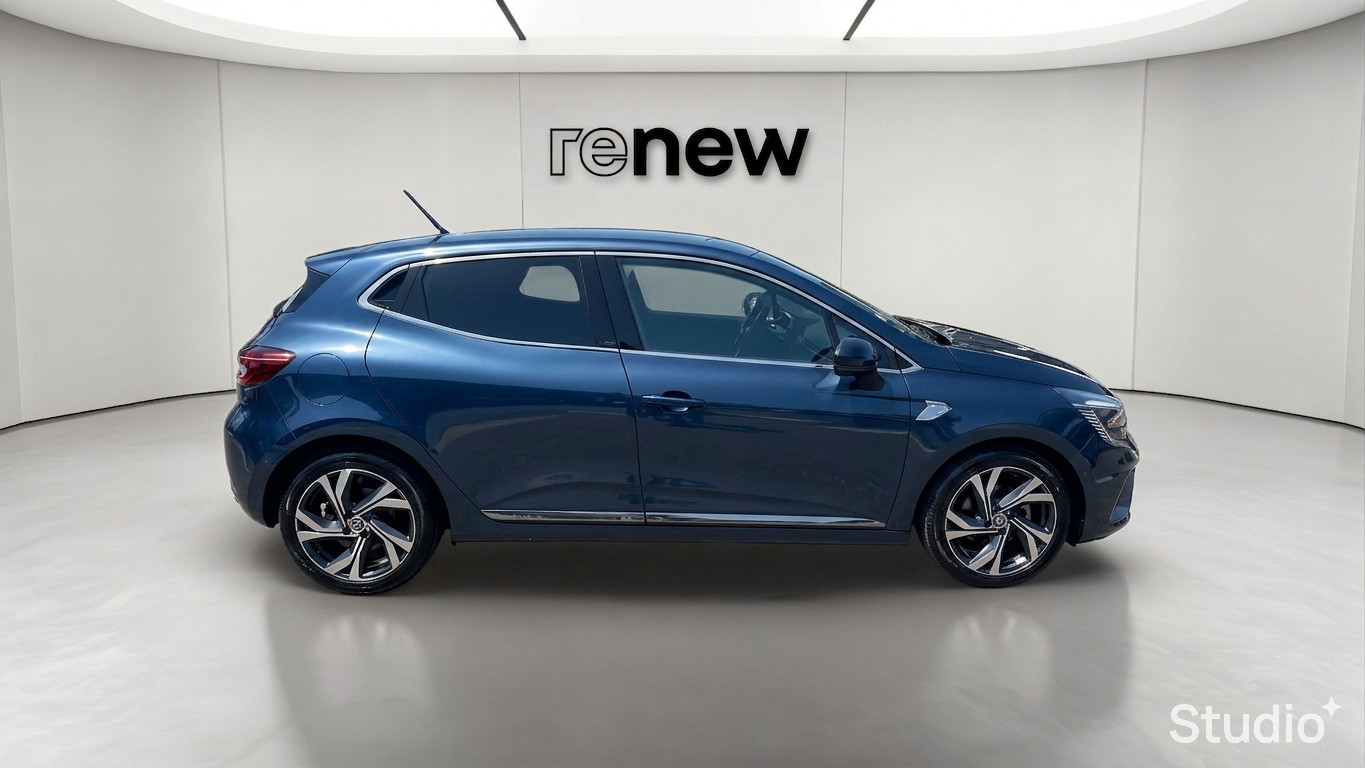 Vente en ligne Renault Clio 5 Clio E-Tech 140 au prix de 15 990 €