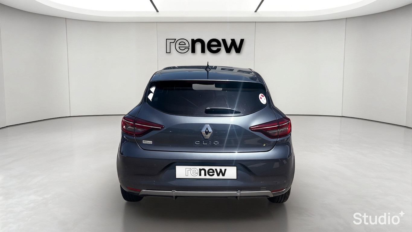 Vente en ligne Renault Clio 5 Clio E-Tech 140 au prix de 15 990 €