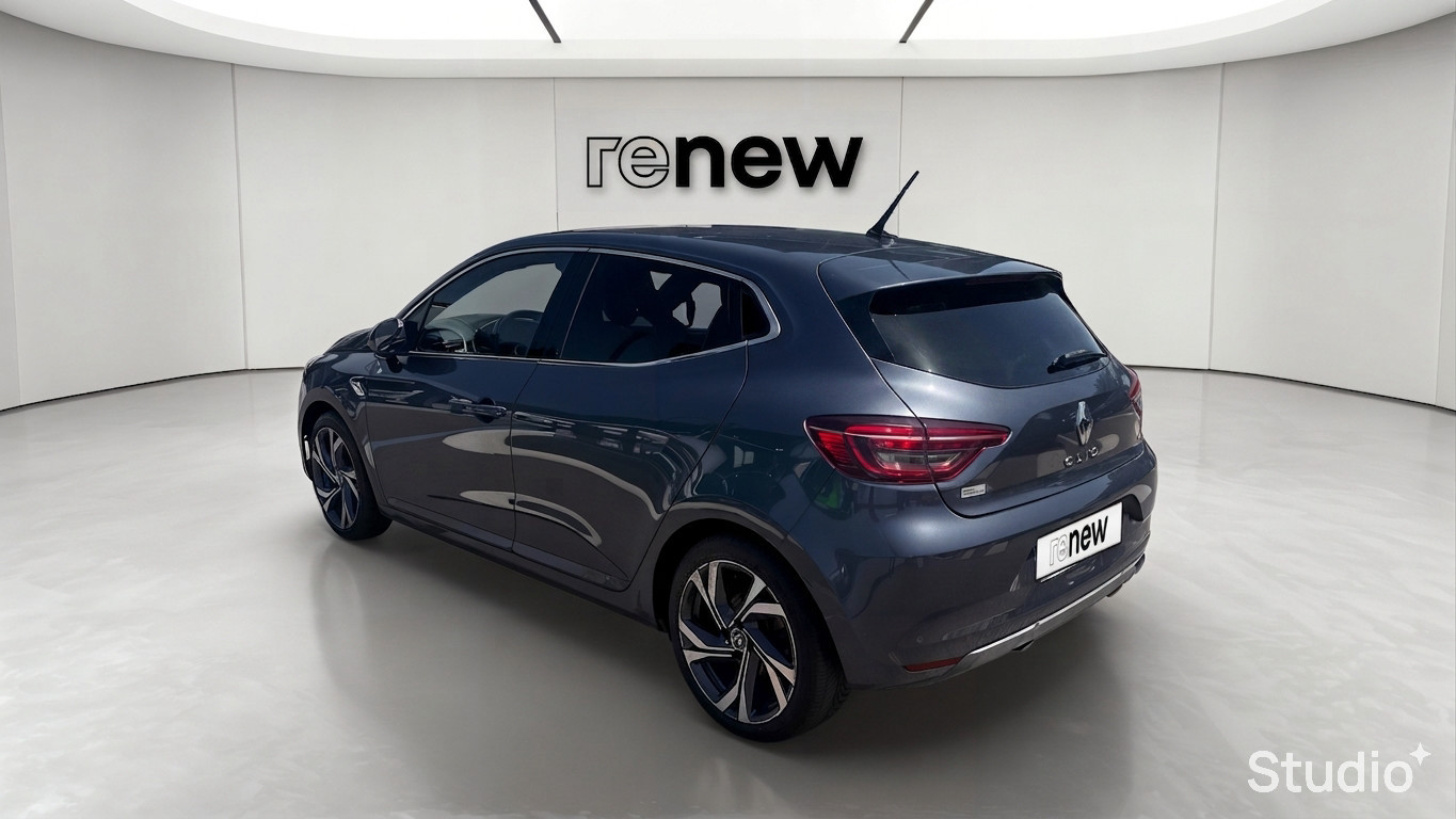 Vente en ligne Renault Clio 5 Clio E-Tech 140 au prix de 15 990 €