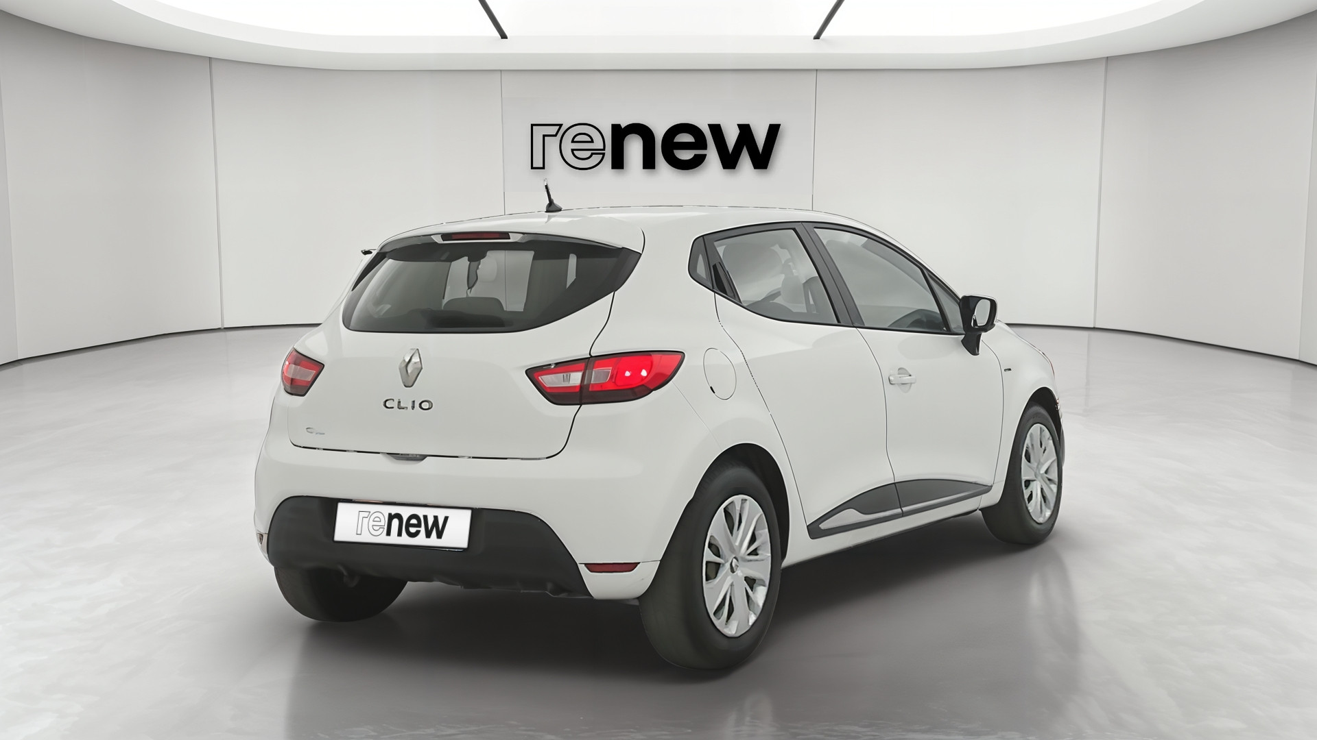 Vente en ligne Renault Clio 4 Clio dCi 75 E6C au prix de 10 290 €