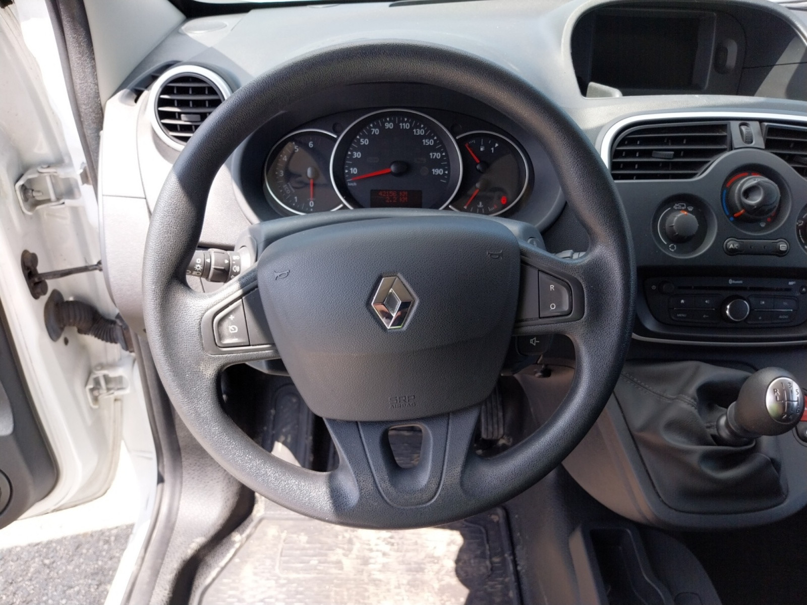 Vente en ligne Renault Kangoo Express  BLUE DCI 95 au prix de 13 990 €