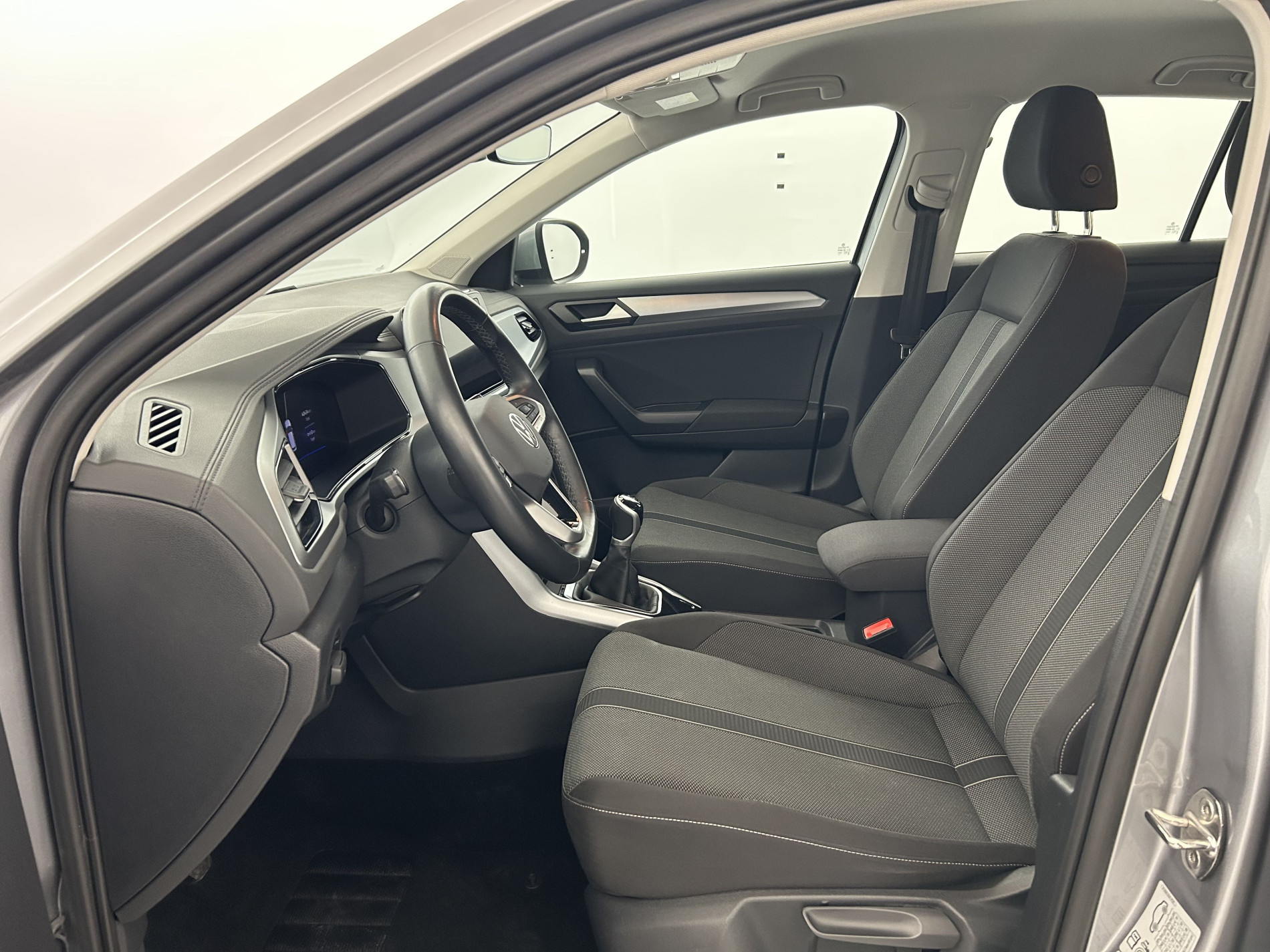 Vente en ligne Volkswagen T-Roc  1.0 TSI 110 Start/Stop BVM6 au prix de 20 990 €
