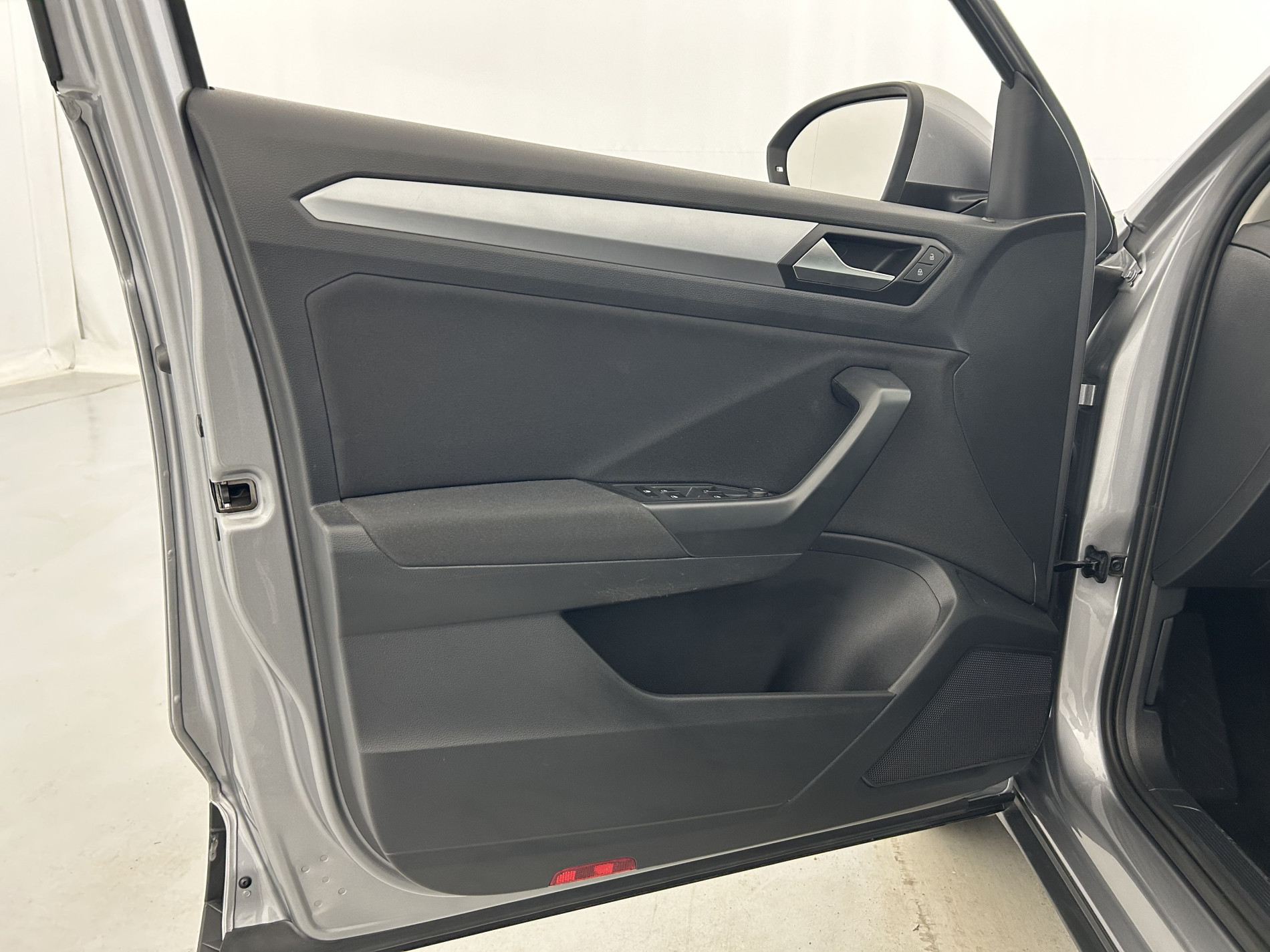 Vente en ligne Volkswagen T-Roc  1.0 TSI 110 Start/Stop BVM6 au prix de 20 990 €
