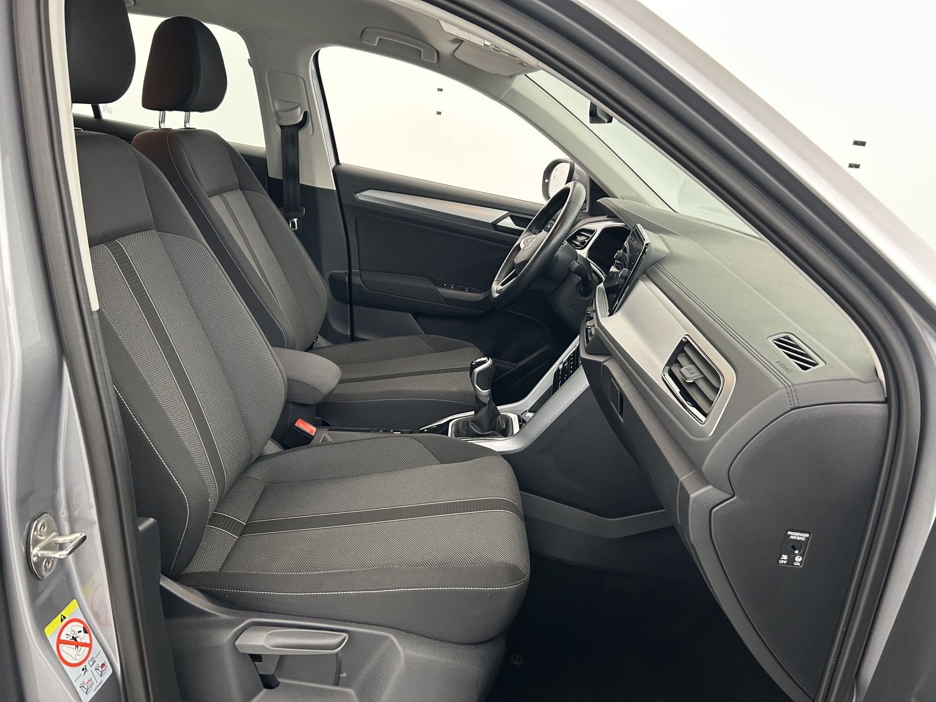 Vente en ligne Volkswagen T-Roc  1.0 TSI 110 Start/Stop BVM6 au prix de 20 990 €