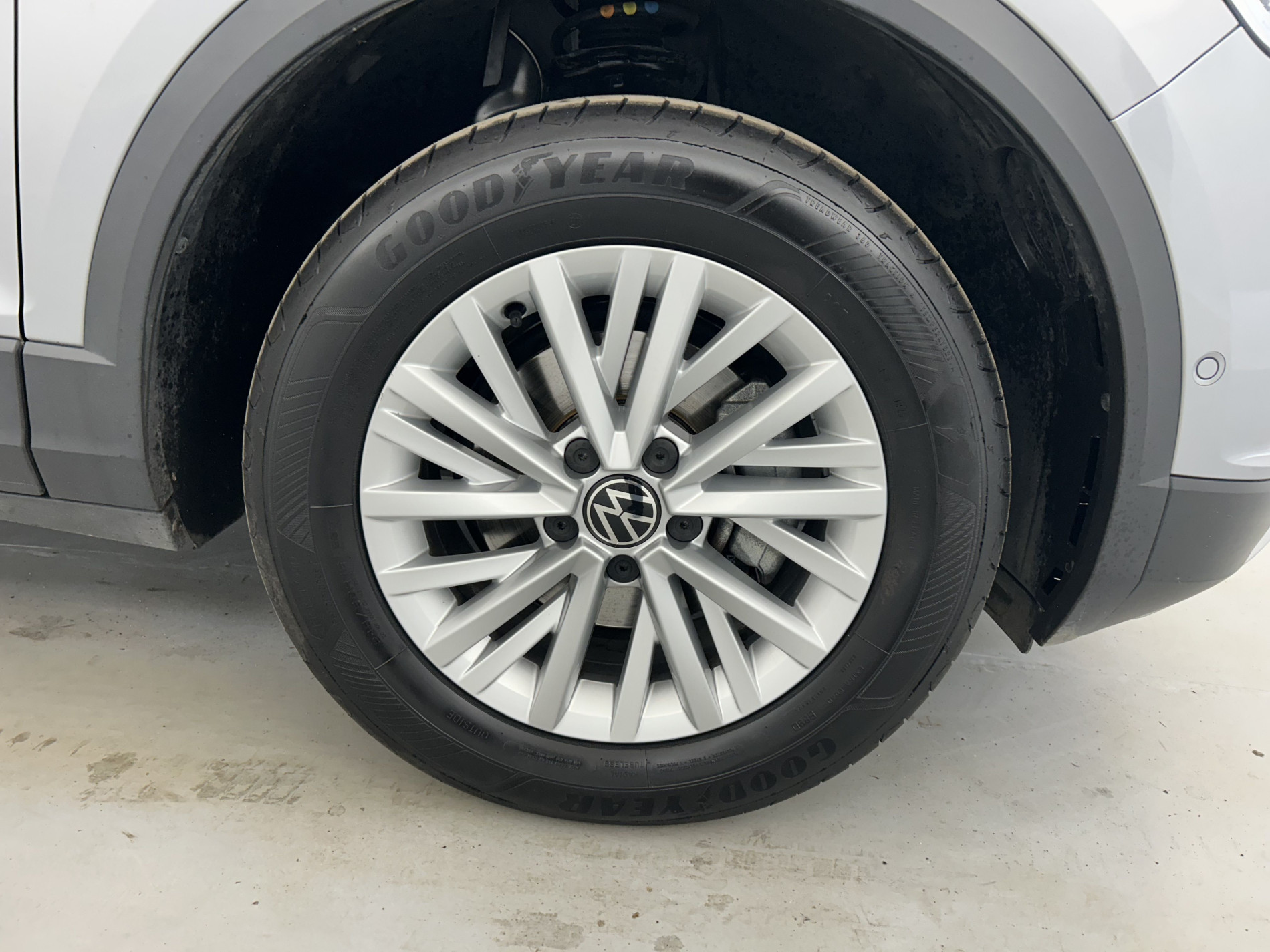 Vente en ligne Volkswagen T-Roc  1.0 TSI 110 Start/Stop BVM6 au prix de 20 990 €