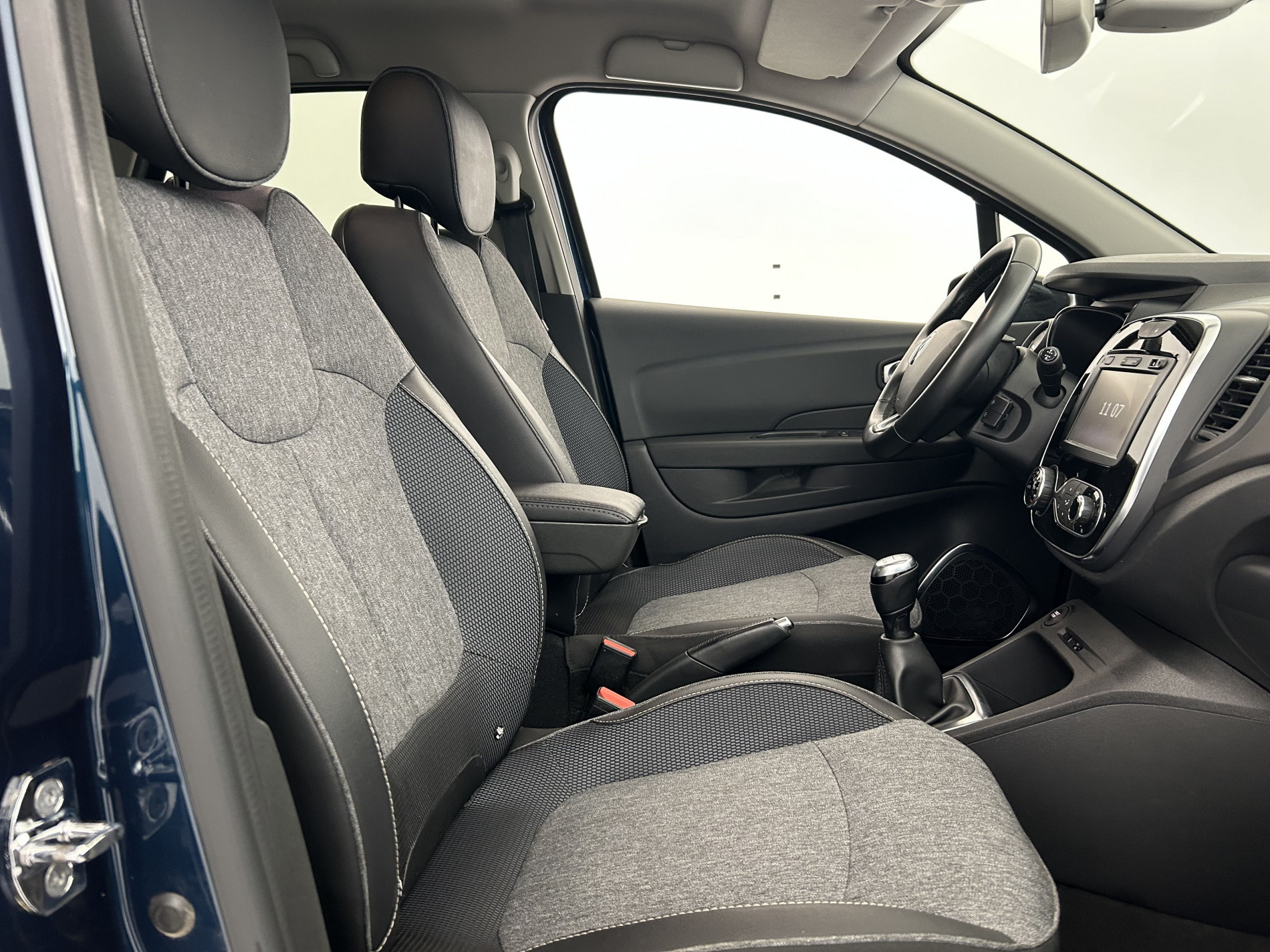 Vente en ligne Renault Captur  dCi 90 au prix de 12 290 €