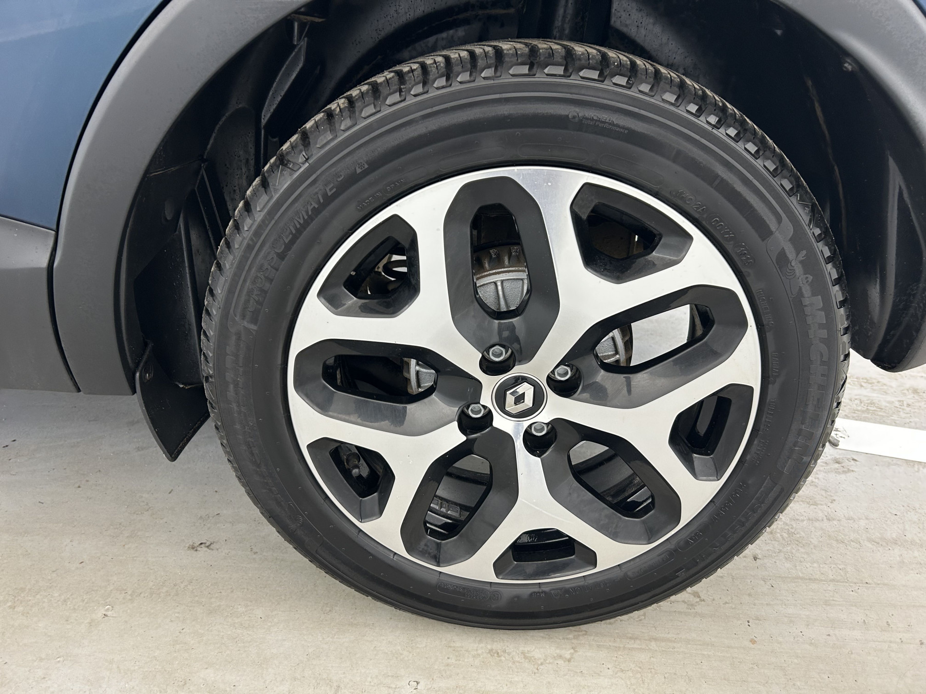 Vente en ligne Renault Captur  dCi 90 au prix de 12 290 €