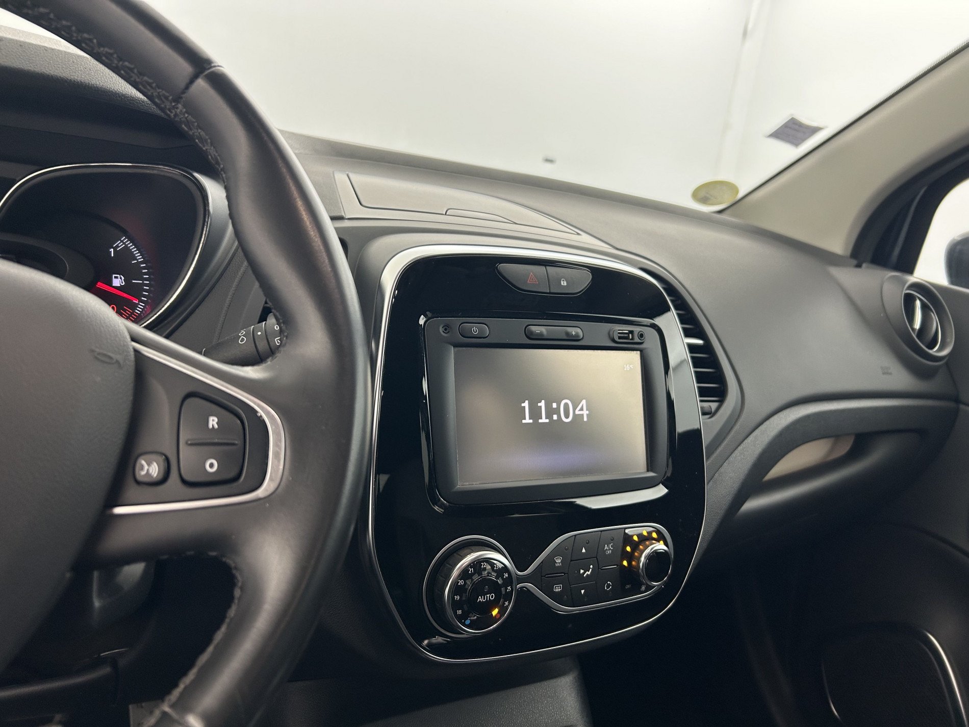 Vente en ligne Renault Captur  dCi 90 au prix de 12 290 €