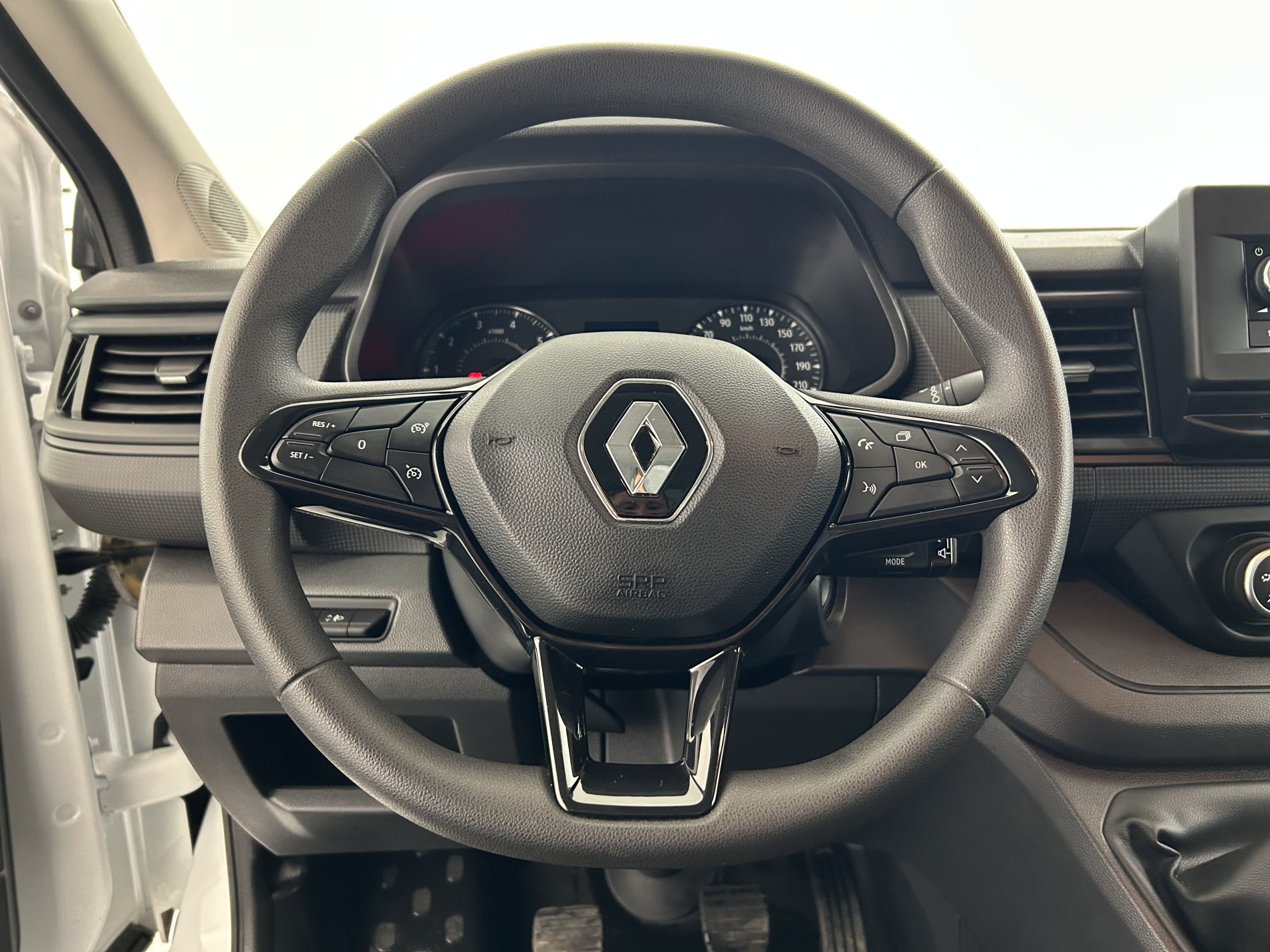 Vente en ligne Renault Trafic 3 Fourgon TRAFIC FGN L2H1 3000 KG BLUE DCI 130 au prix de 23 290 €
