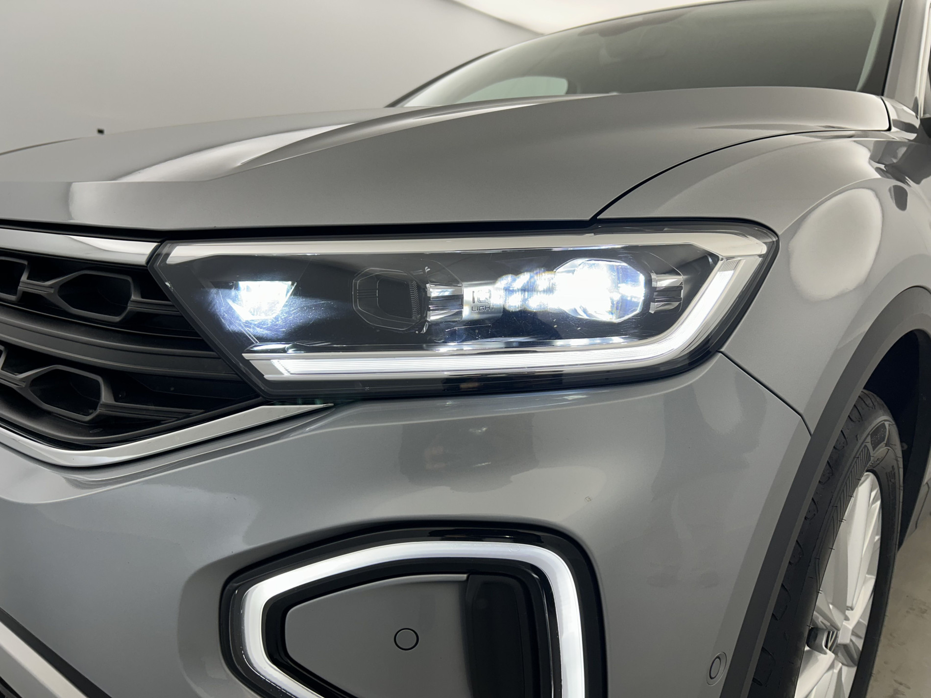 Vente en ligne Volkswagen T-Roc  1.0 TSI 110 Start/Stop BVM6 au prix de 20 990 €