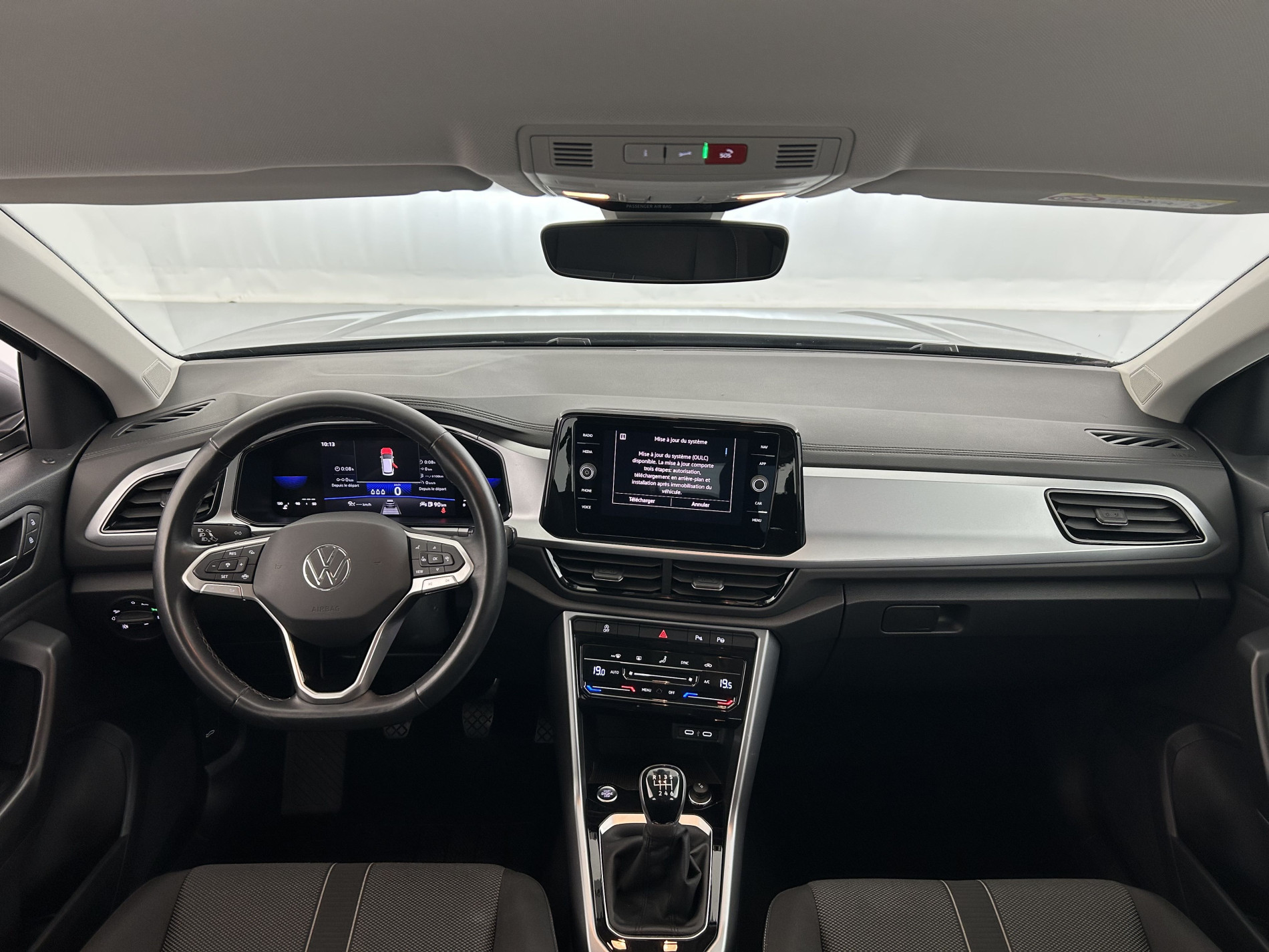 Vente en ligne Volkswagen T-Roc  1.0 TSI 110 Start/Stop BVM6 au prix de 20 990 €