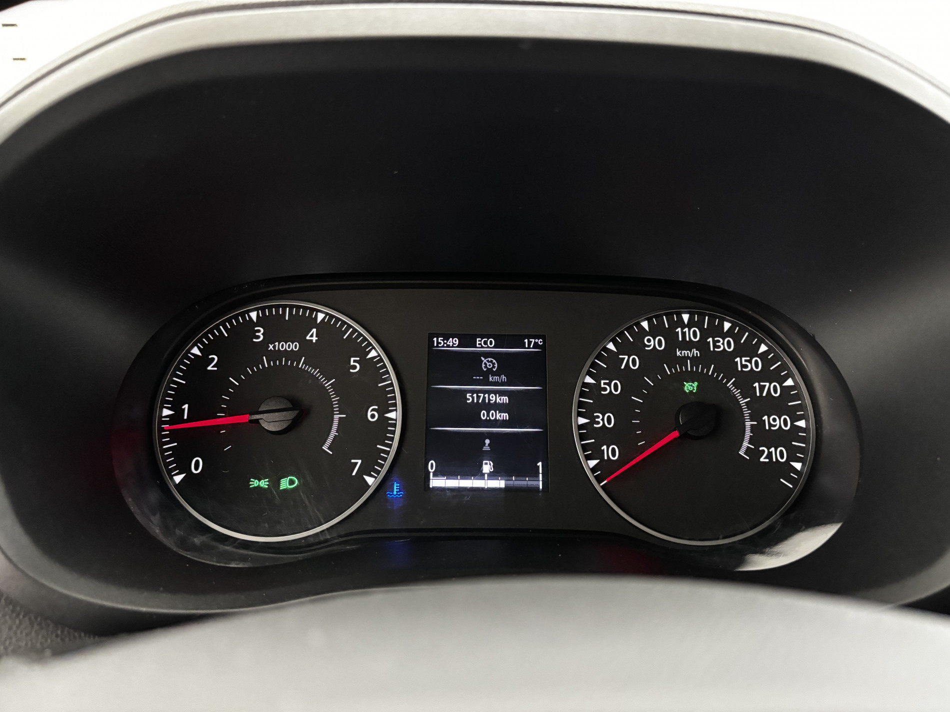 Vente en ligne Renault Master Fourgon MASTER FGN TRAC F3500 L2H2 DCI 135 au prix de 22 990 €