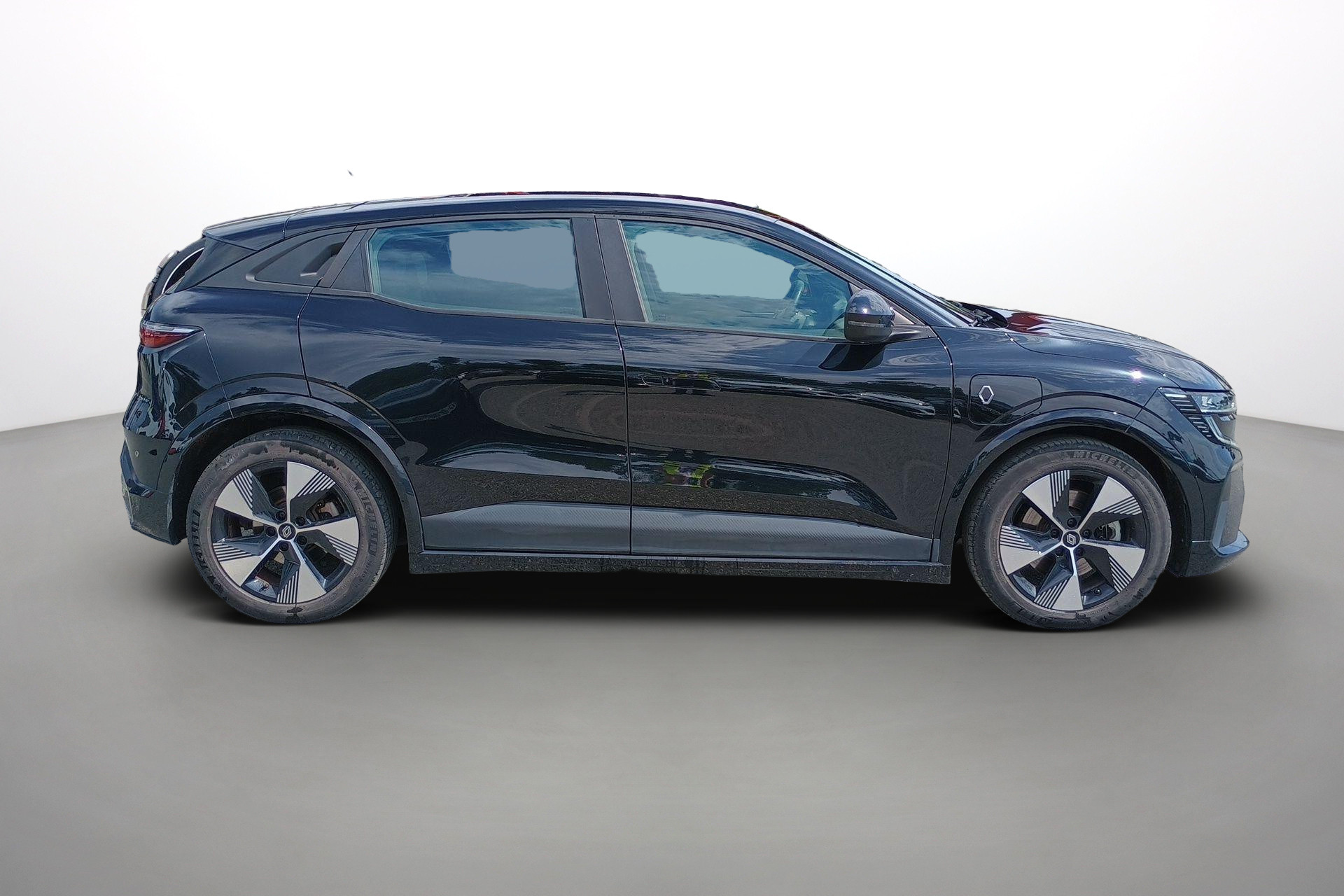 Vente en ligne Renault Megane E-Tech  EV60 220 ch super charge au prix de 20 990 €