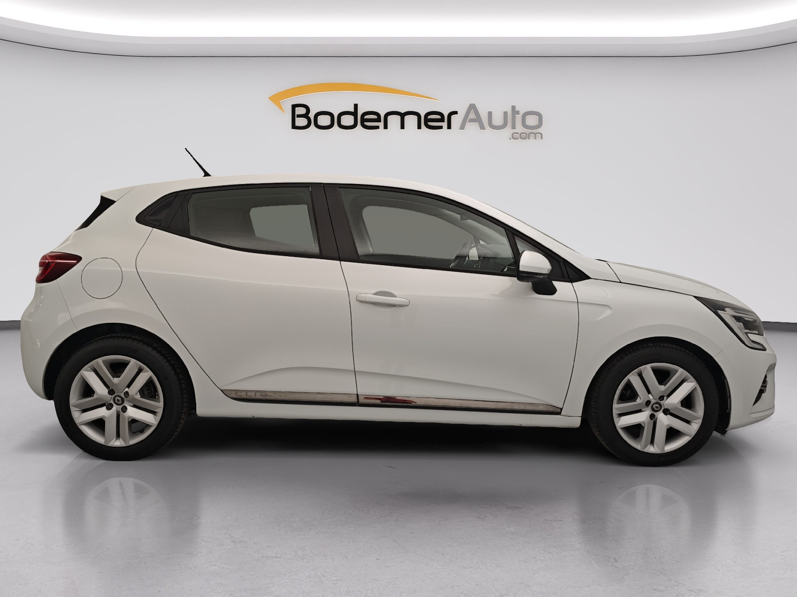 Vente en ligne Renault Clio 5 Clio Blue dCi 85 au prix de 13 590 €
