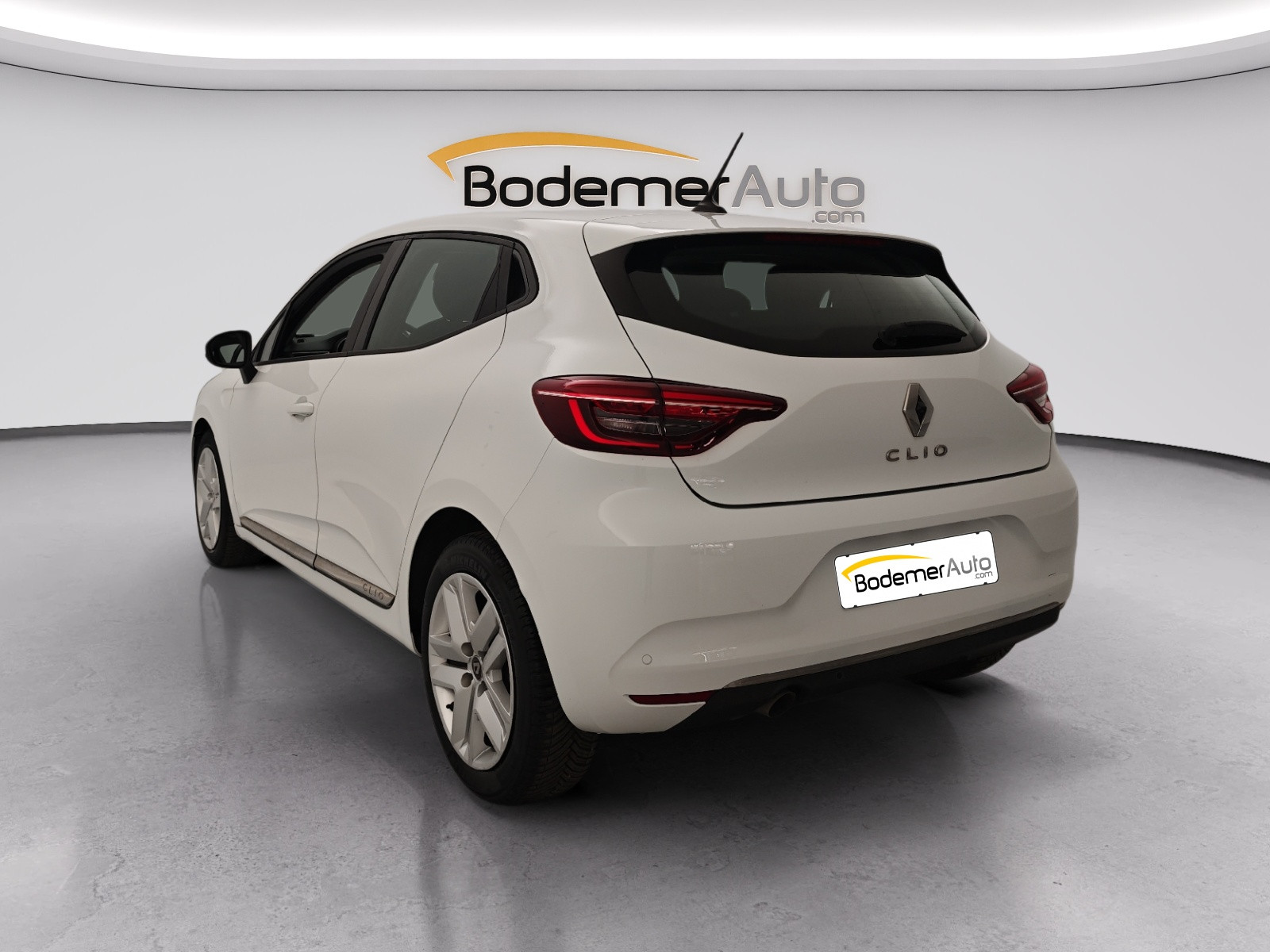 Vente en ligne Renault Clio 5 Clio Blue dCi 85 au prix de 13 590 €