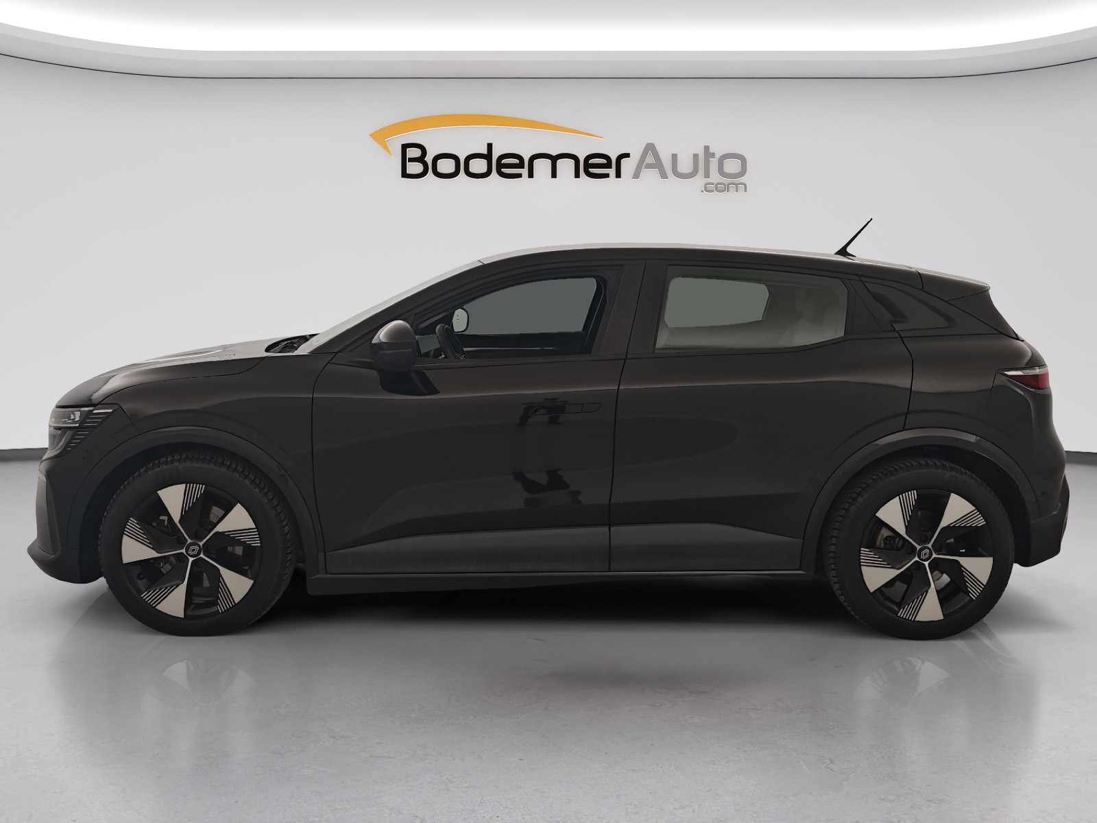 Vente en ligne Renault Megane E-Tech  EV60 220 ch super charge au prix de 20 990 €