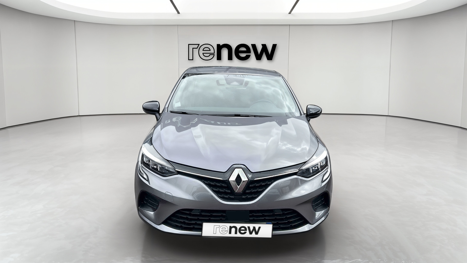 Vente en ligne Renault Clio 5 Clio E-Tech full hybrid 145 au prix de 17 990 €