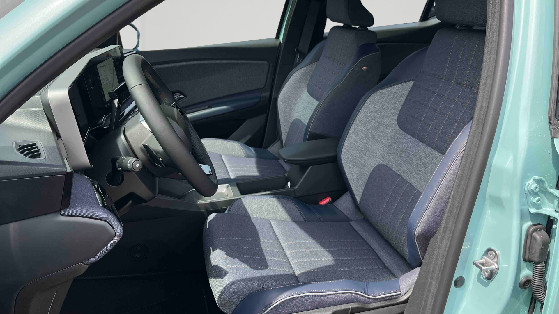 Vente en ligne Renault R4 E-Tech  150 ch autonomie confort au prix de 32 690 €