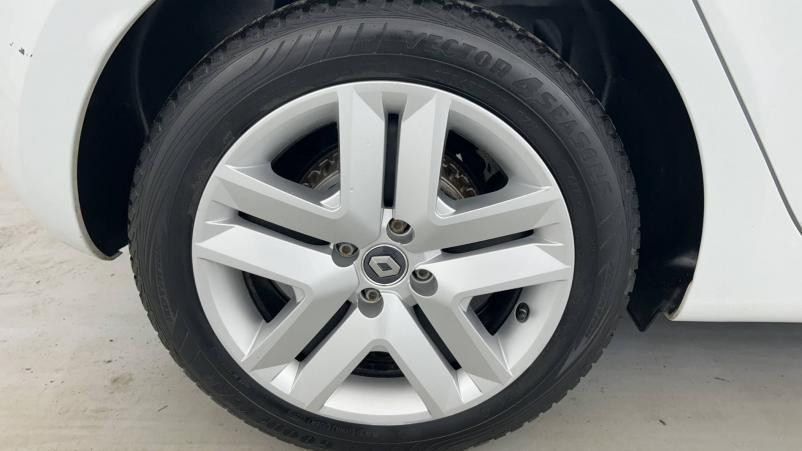 Vente en ligne Renault Clio 5 Clio Blue dCi 85 au prix de 13 590 €