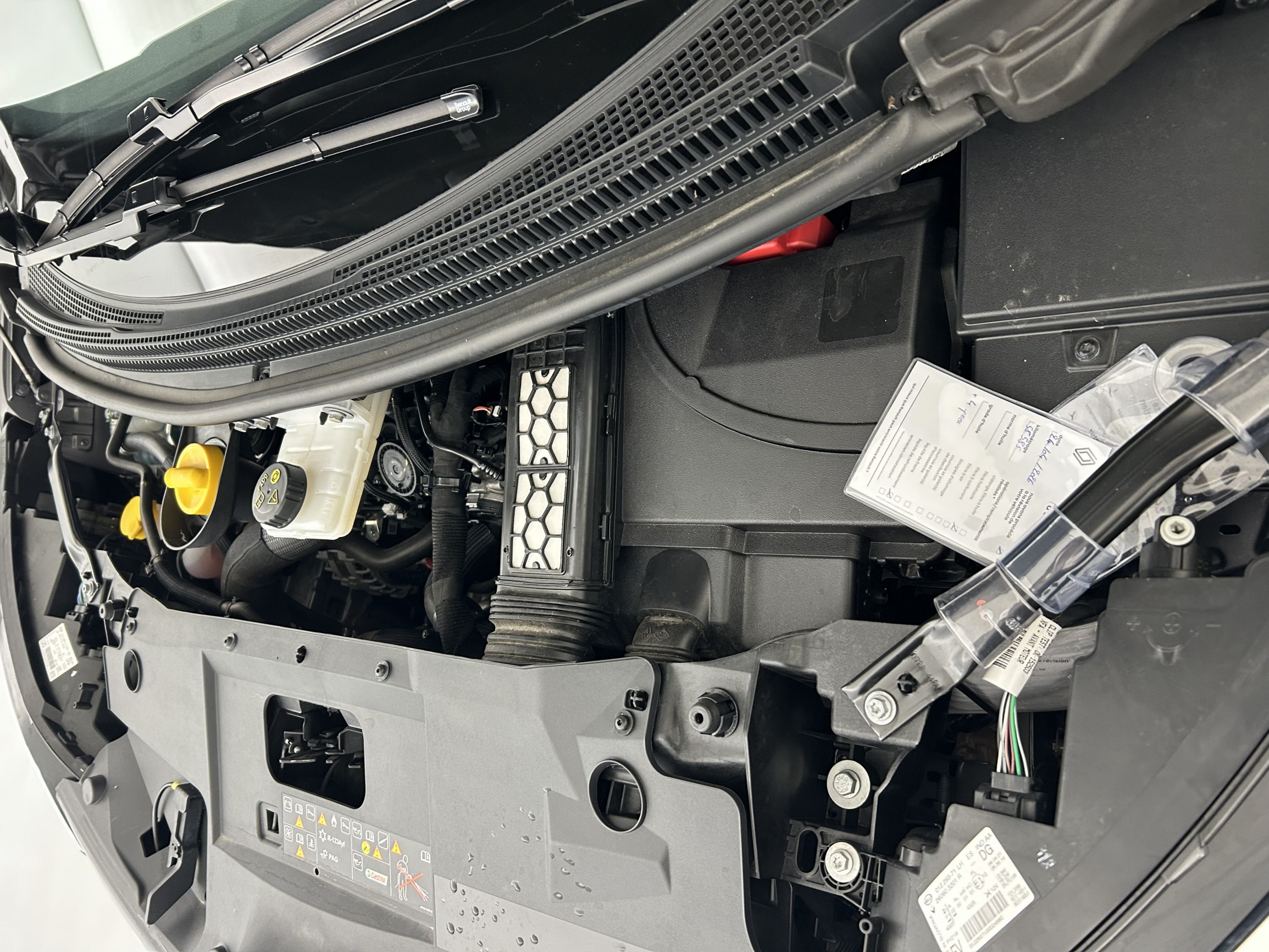 Vente en ligne Renault Scenic 4 Scenic TCe 140 FAP EDC - 21 au prix de 19 990 €