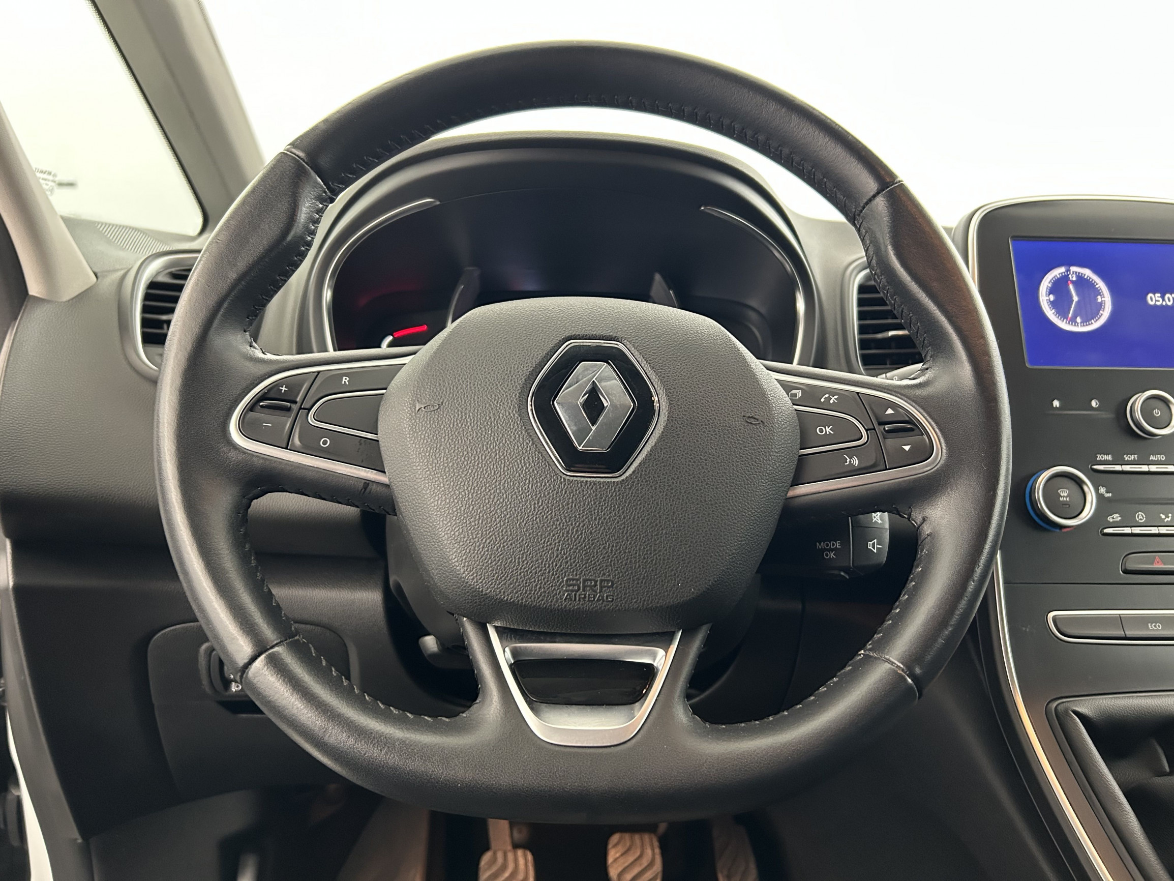 Vente en ligne Renault Scenic 4 Scenic dCi 110 Energy au prix de 15 990 €