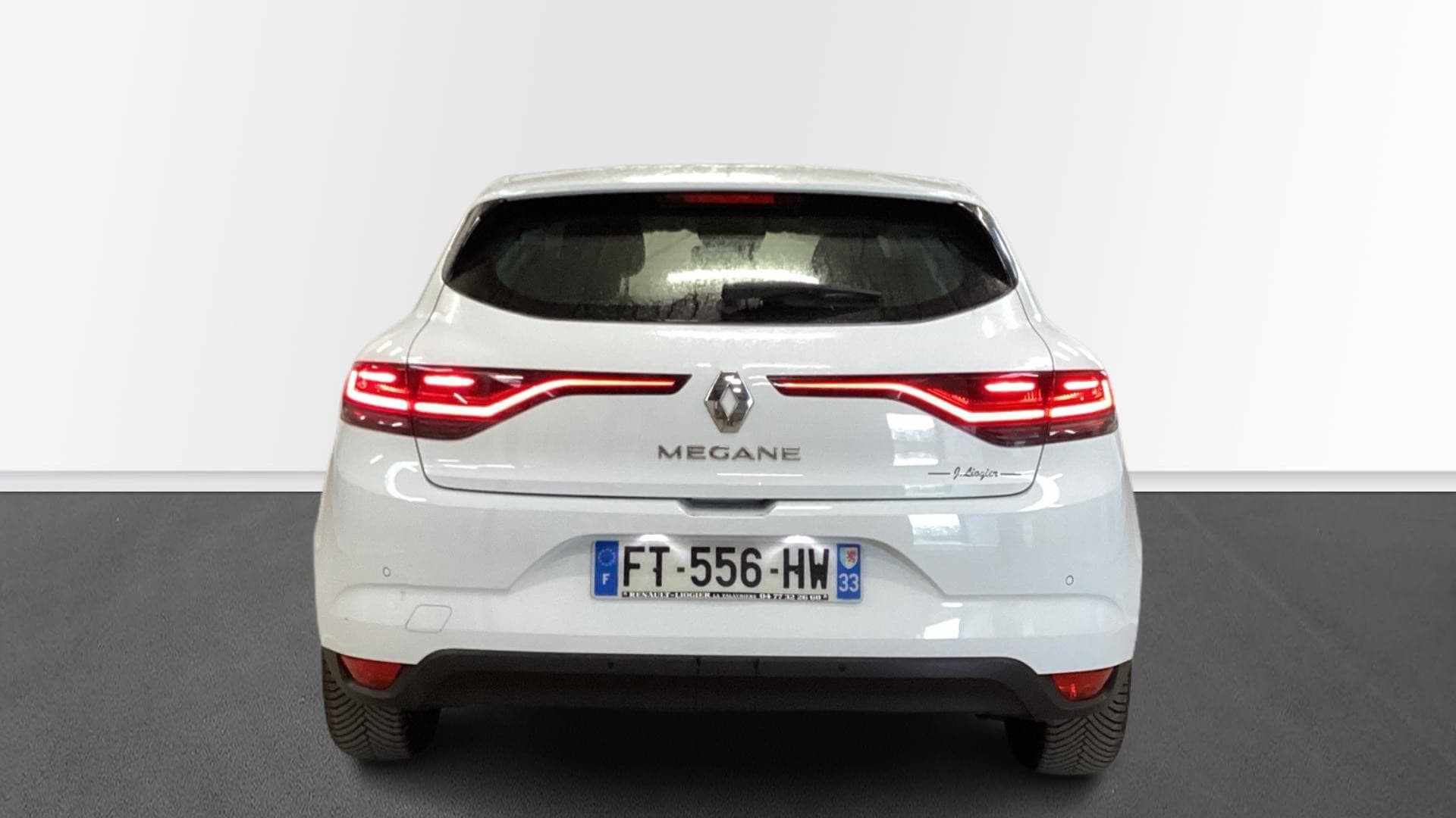 Vente en ligne Renault Megane 4 Mégane IV Berline TCe 115 FAP au prix de 15 990 €