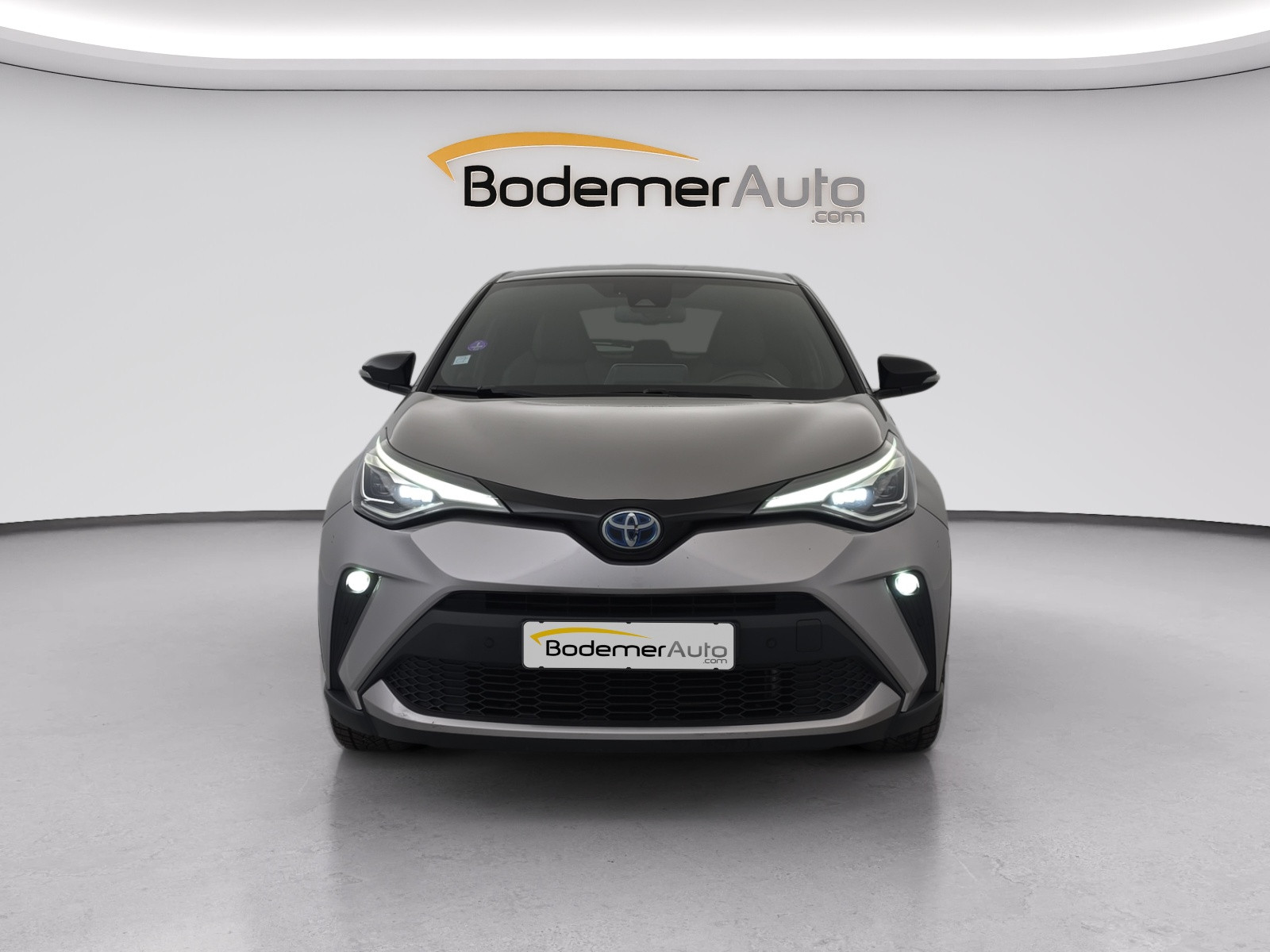 Vente en ligne Toyota C-HR C-HR Hybride 2.0L au prix de 19 990 €
