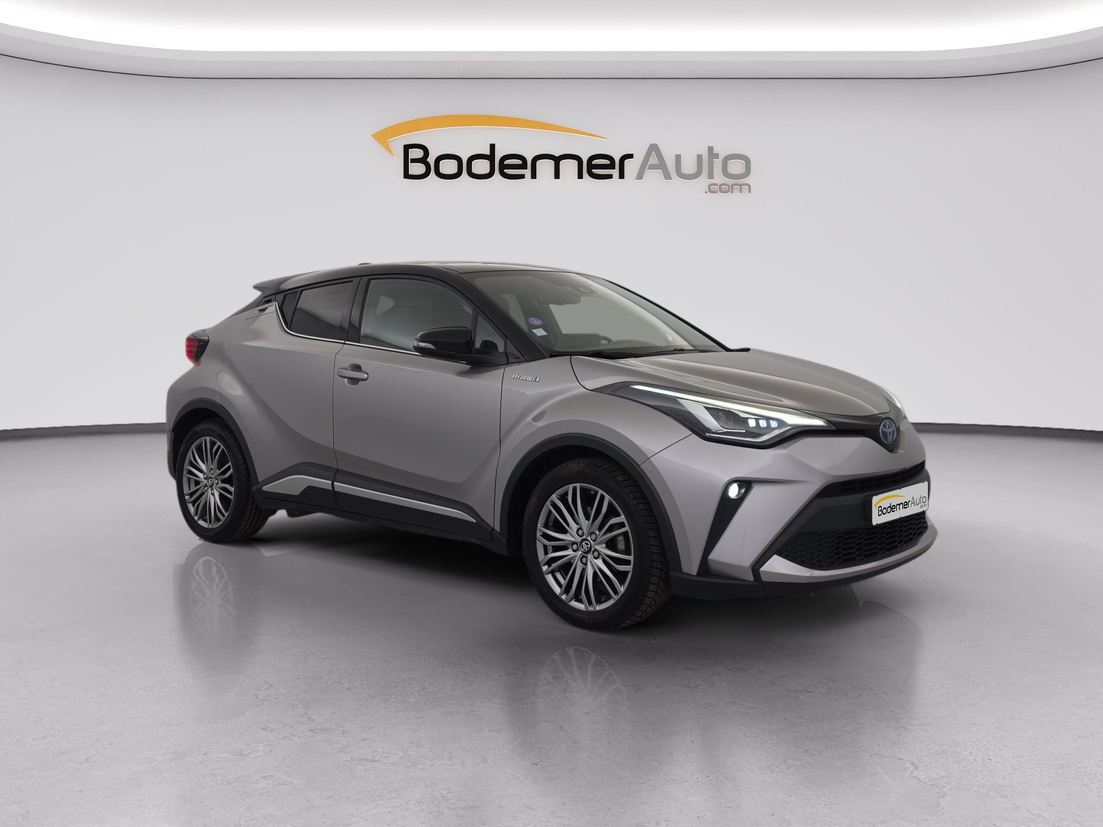 Vente en ligne Toyota C-HR C-HR Hybride 2.0L au prix de 19 990 €